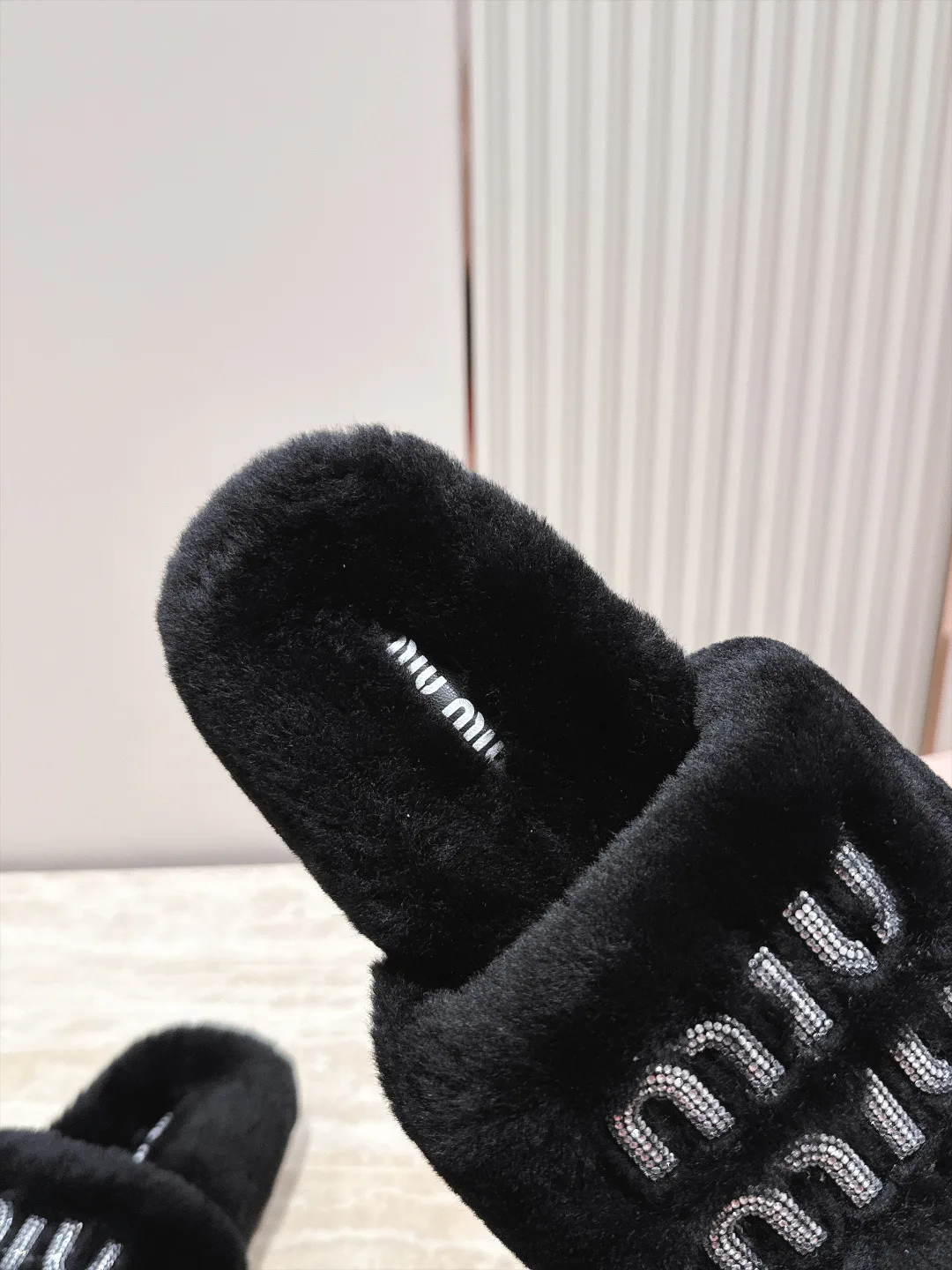 Women's Slippers MIU MIU 18025325