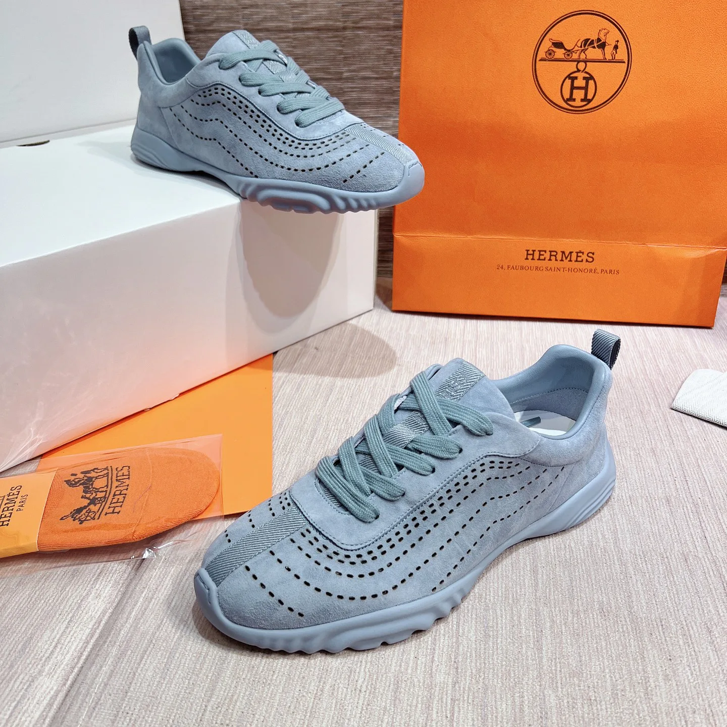 Men's Sneakers HERMES 17749565