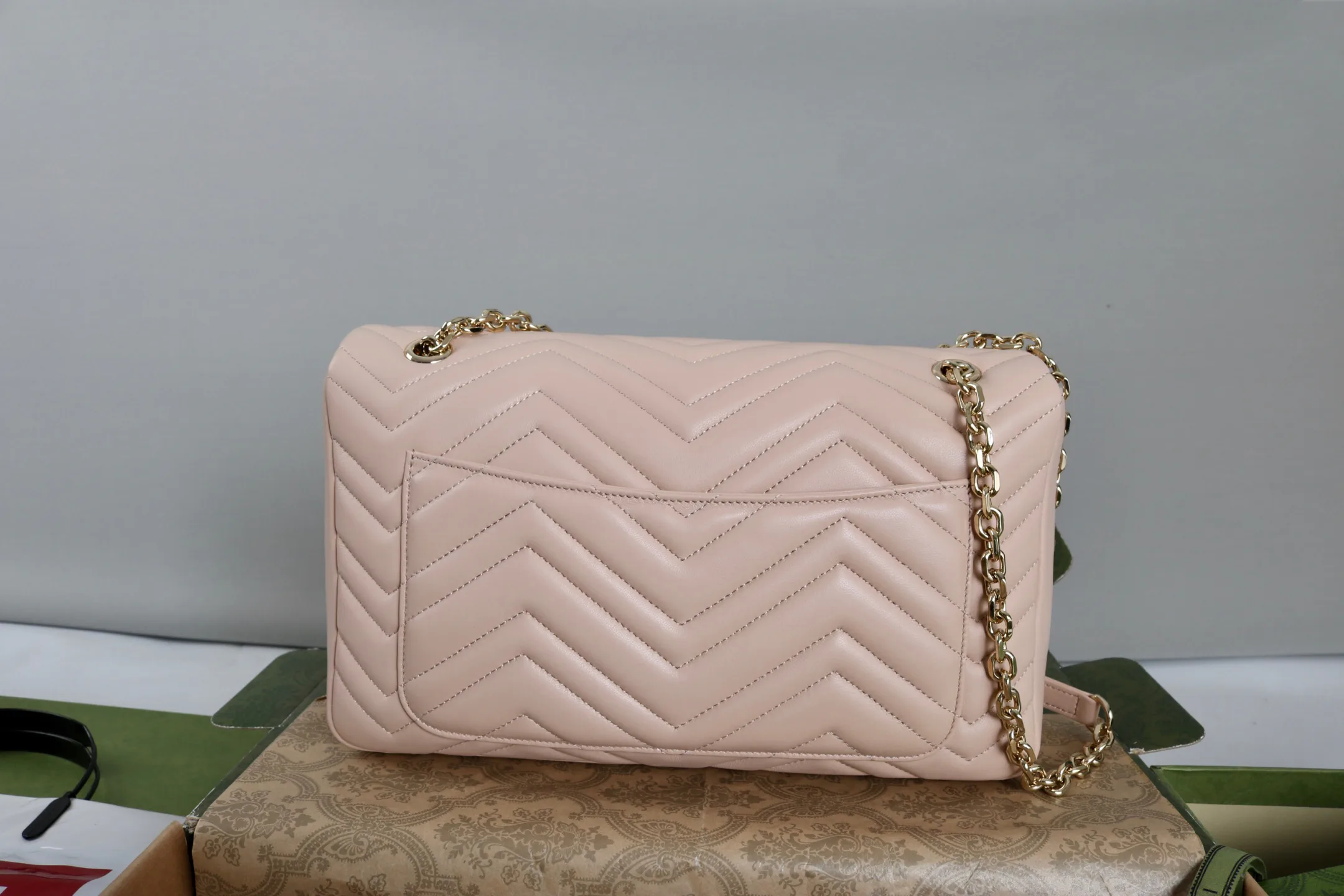 Women's Classic Handbags GUCCI 18223242