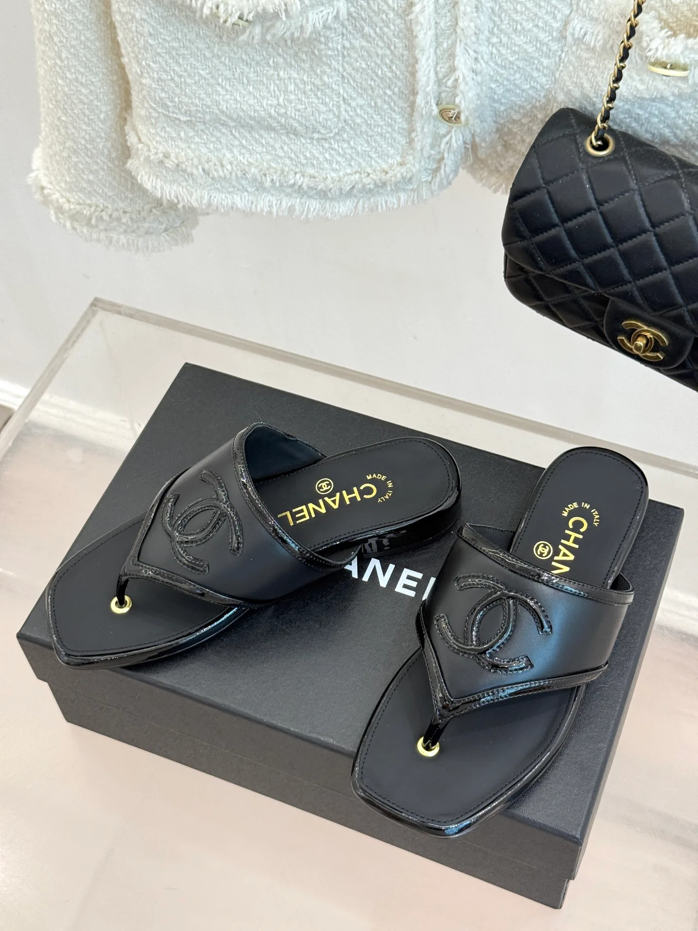 Women's Flip-Flops CHANEL 17425289
