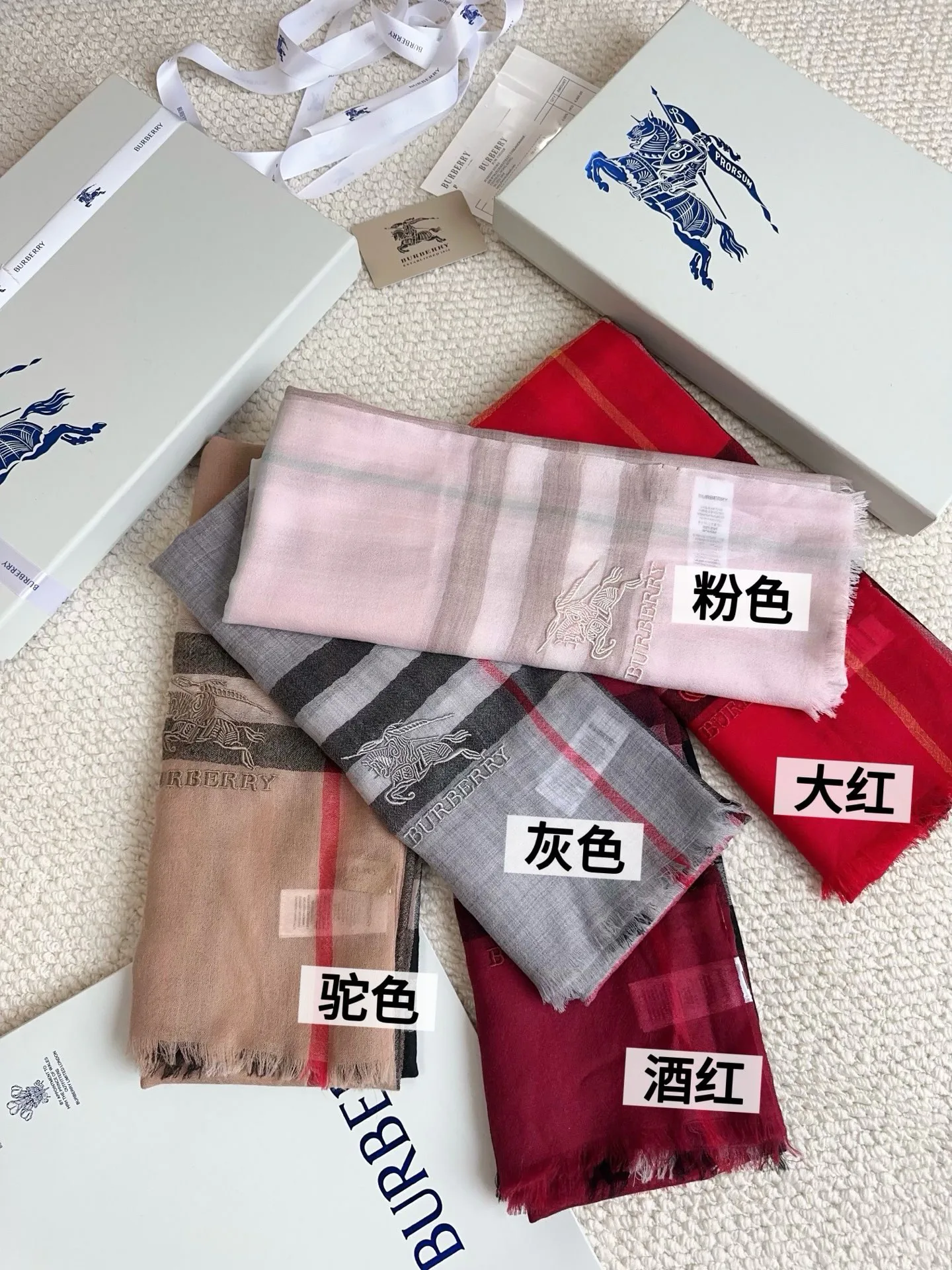 Scarves BURBERRY 18476738