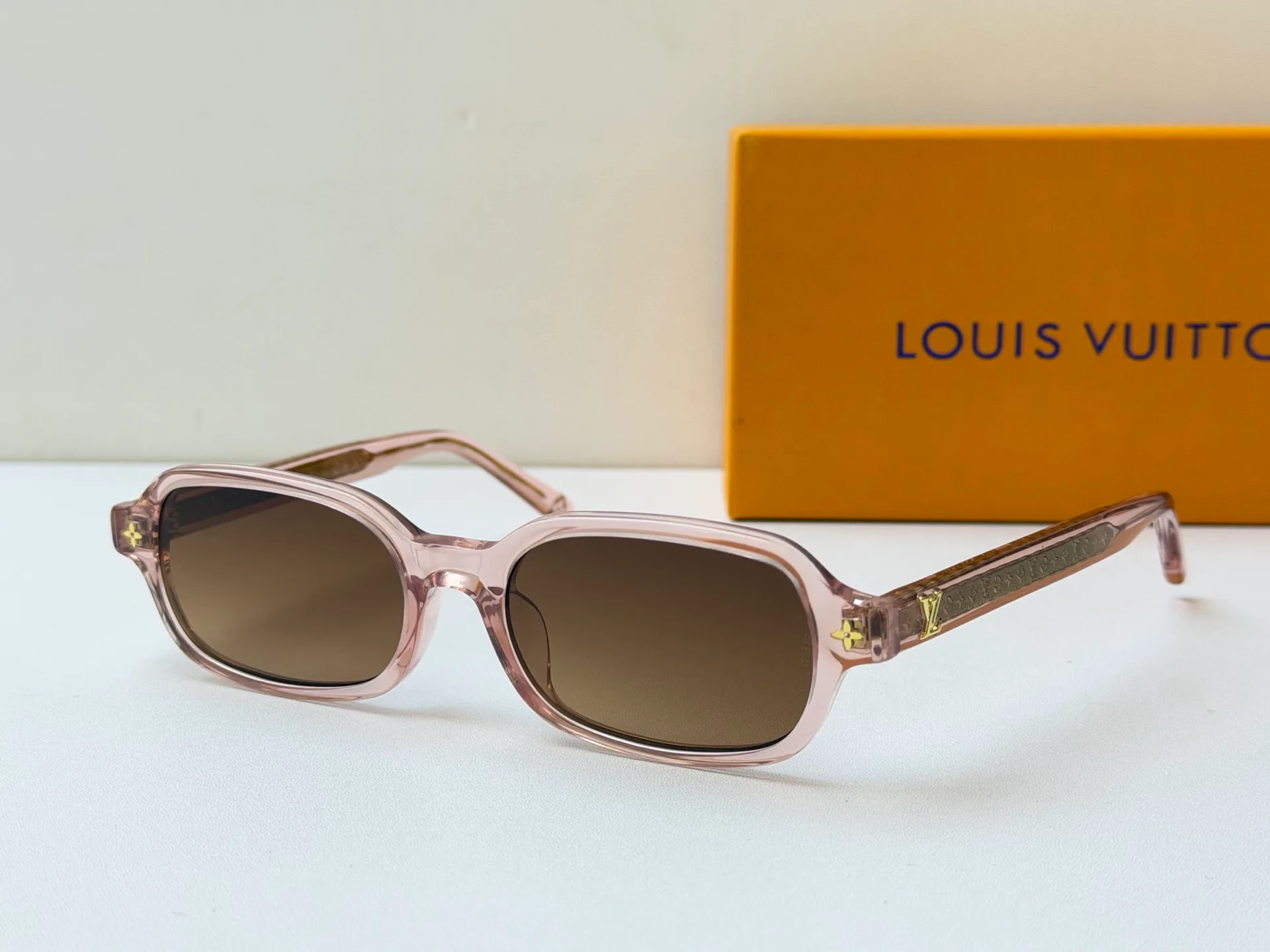 Glasses LOUIS VUITTON 17188488