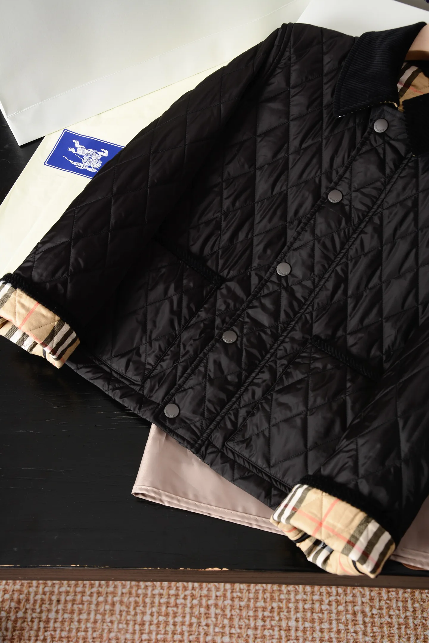 Women's Jackets And Down Jackets BURBERRY 18513004