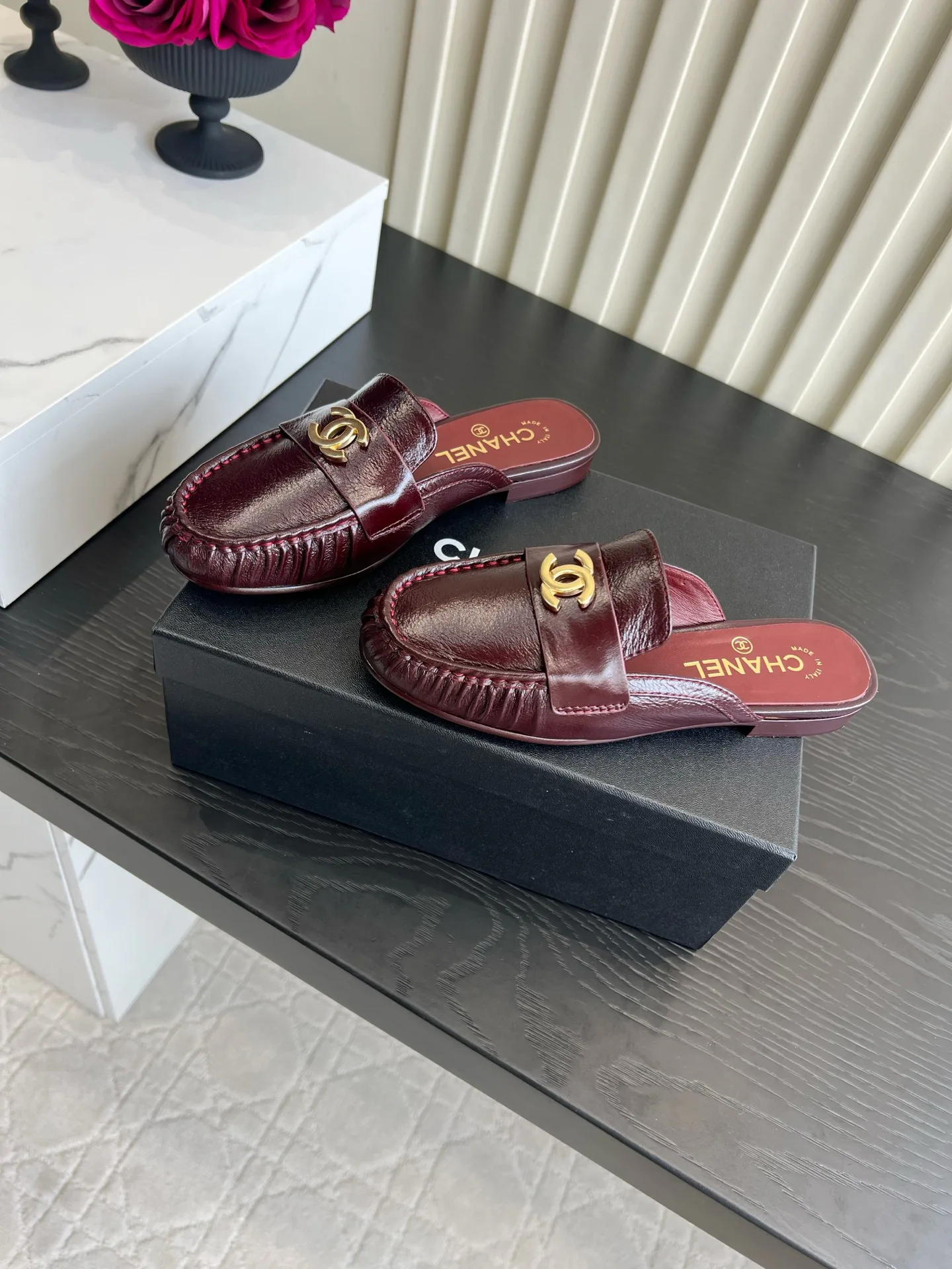 Women's Loafers And Moccasins CHANEL 18223063