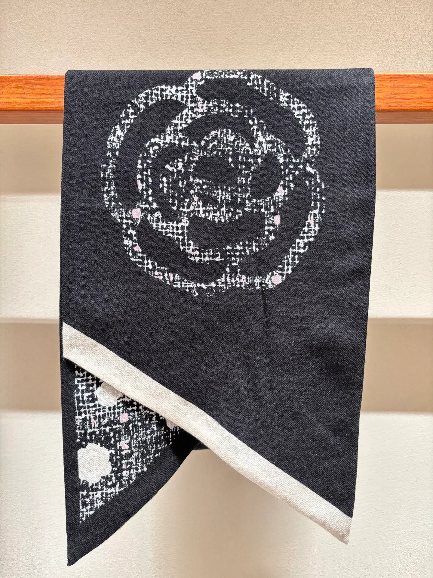 Scarves CHANEL 18093440