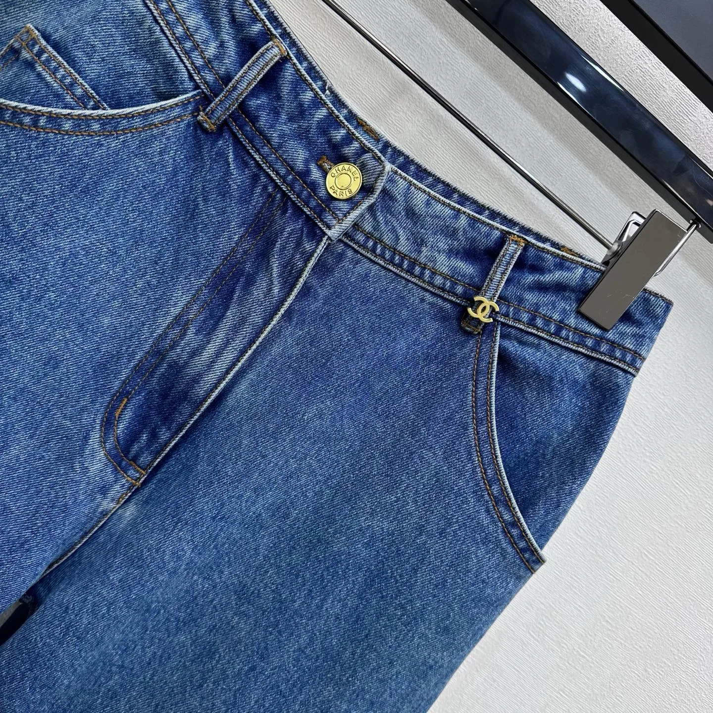 Women's Jeans CHANEL 17368253