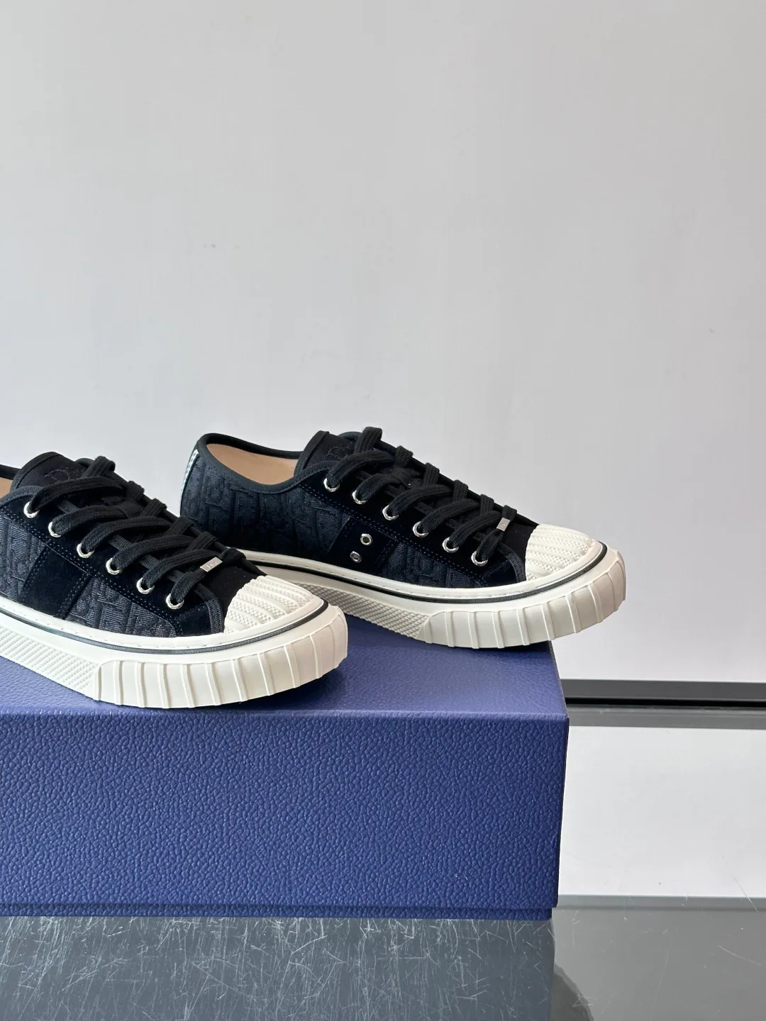 Women's Sneakers CHRISTIAN DIOR 18118751