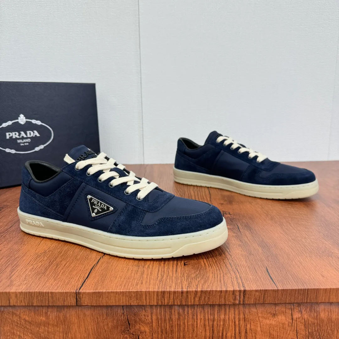 Кроссовки Мужские Prada 18633564