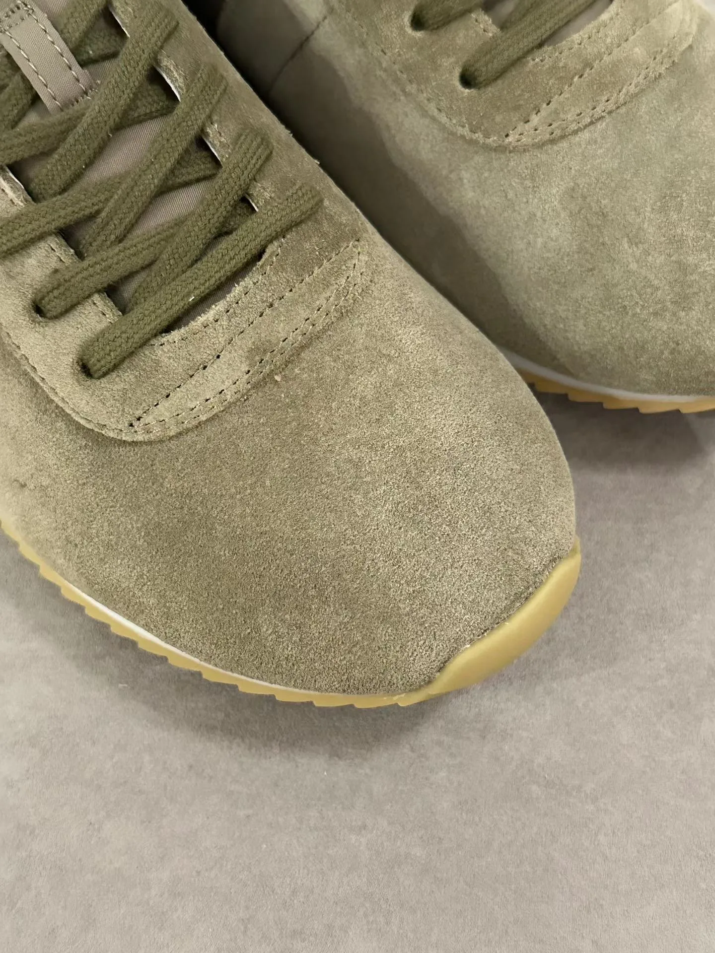 Women's Sneakers LORO PIANA 18267403