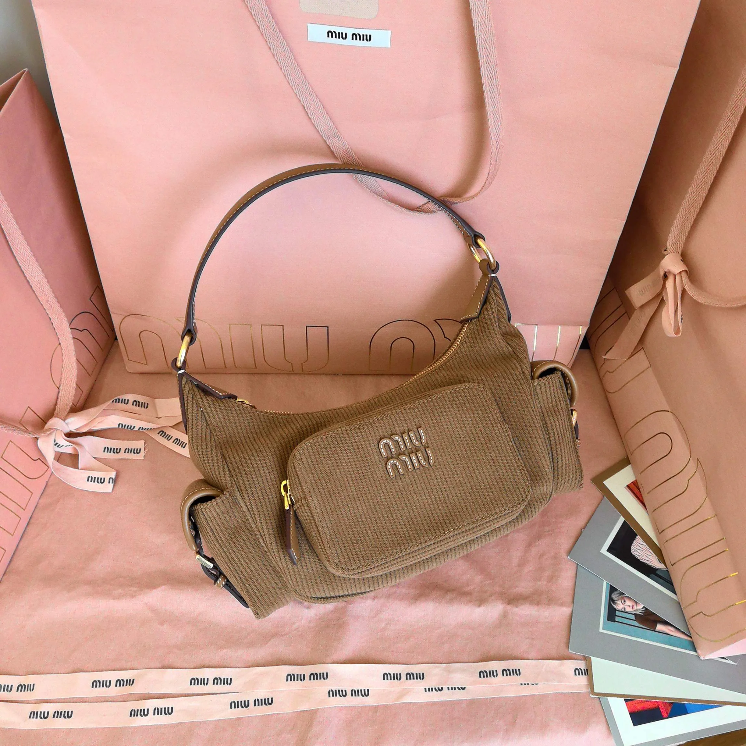 Классические Сумки Женские Miu Miu 18602484