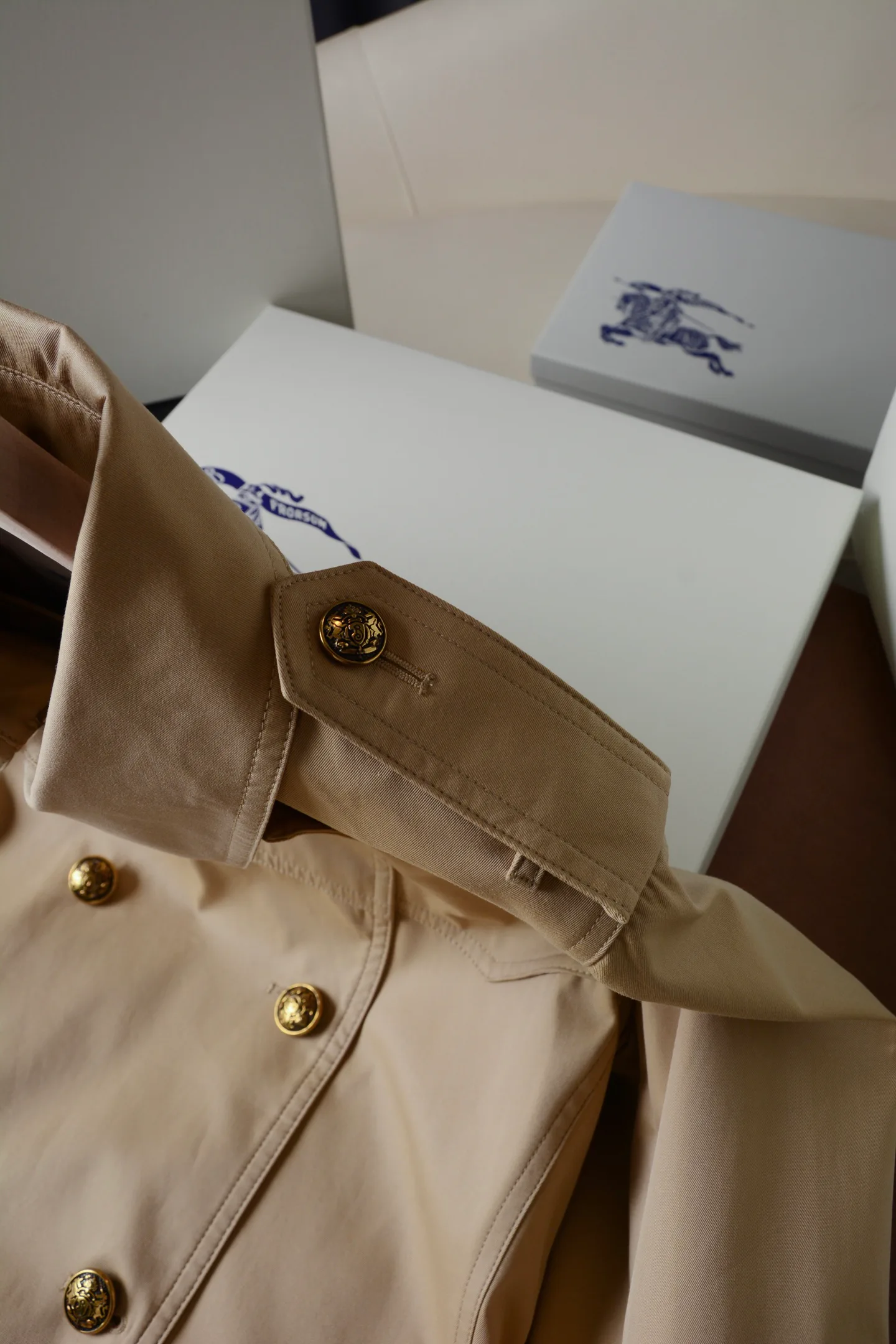 Women's Trench Coats BURBERRY 18458142