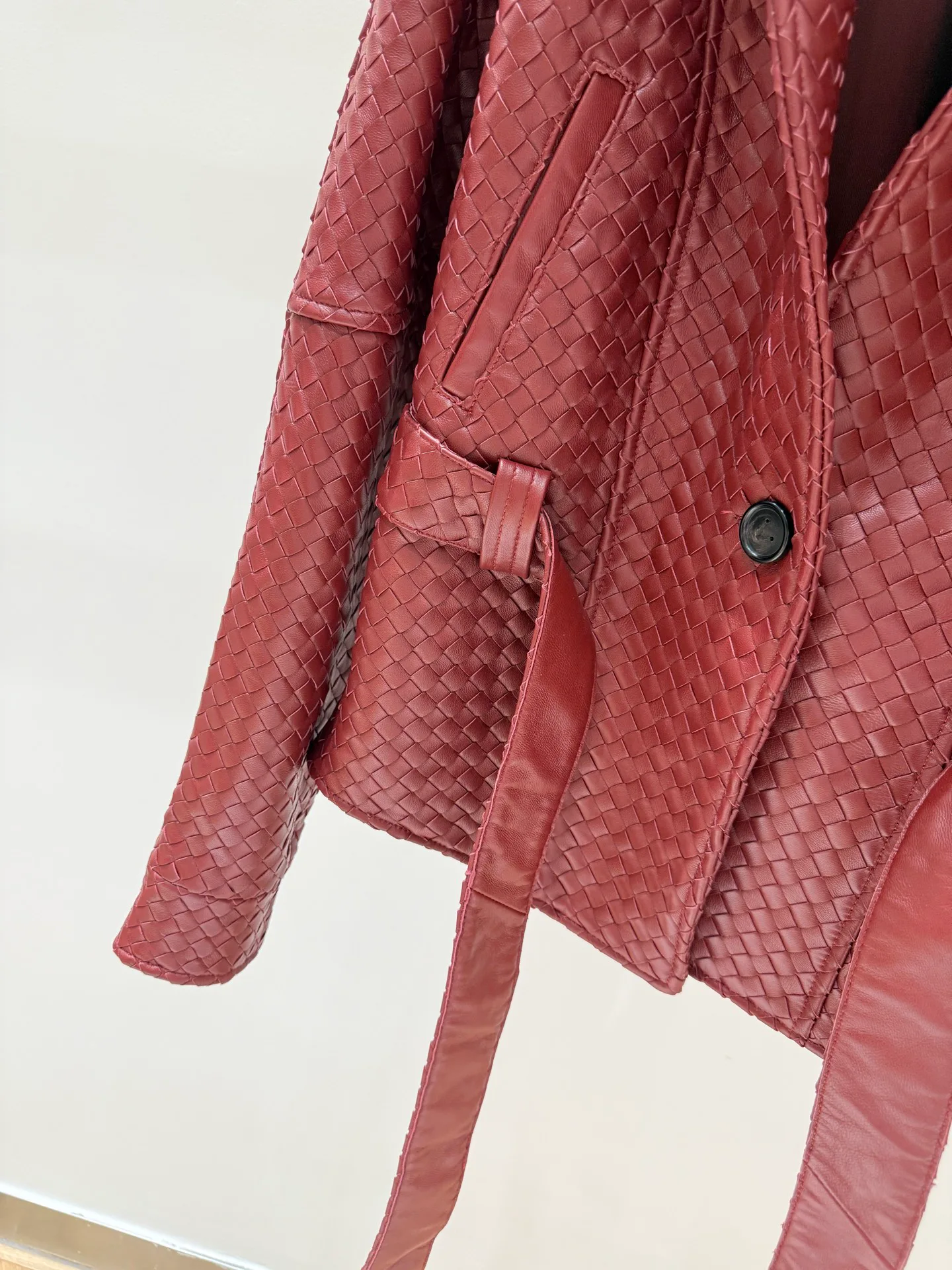 Women's Leather Jackets And Sheepskin Coats BOTTEGA VENETA 18083003