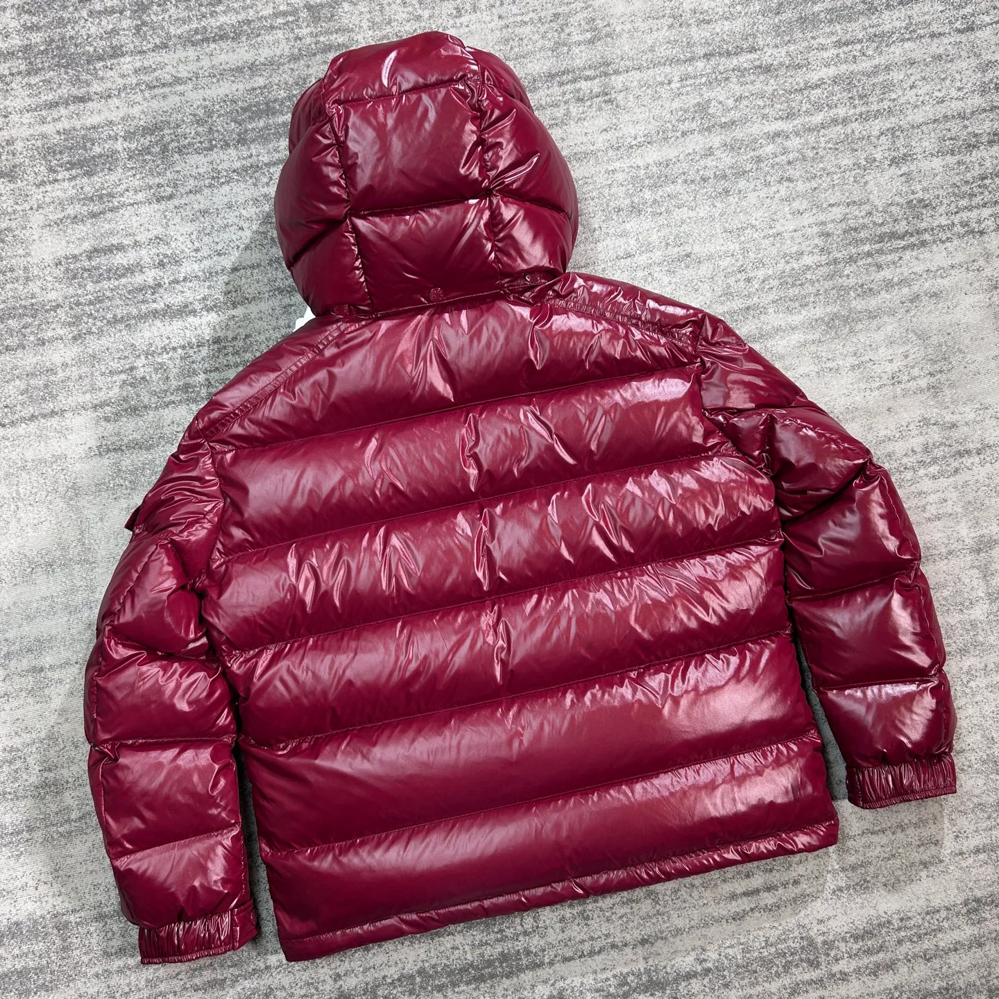 Women's Jackets And Down Jackets MONCLER 18354328