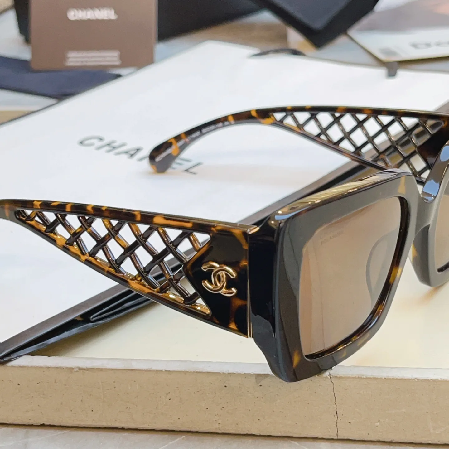 Glasses CHANEL 17529371