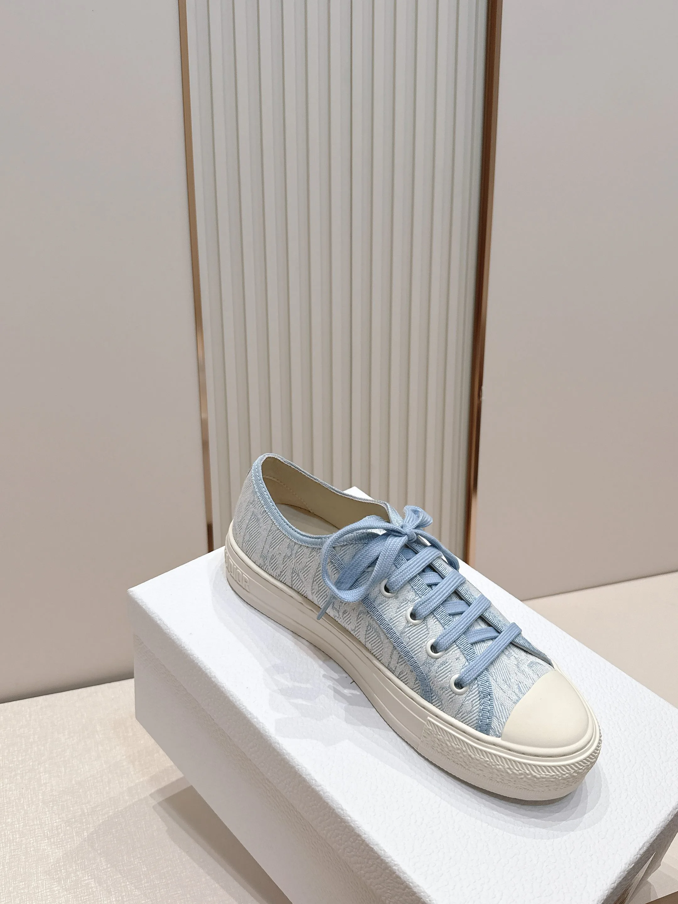 Women's Sneakers CHRISTIAN DIOR 17411417