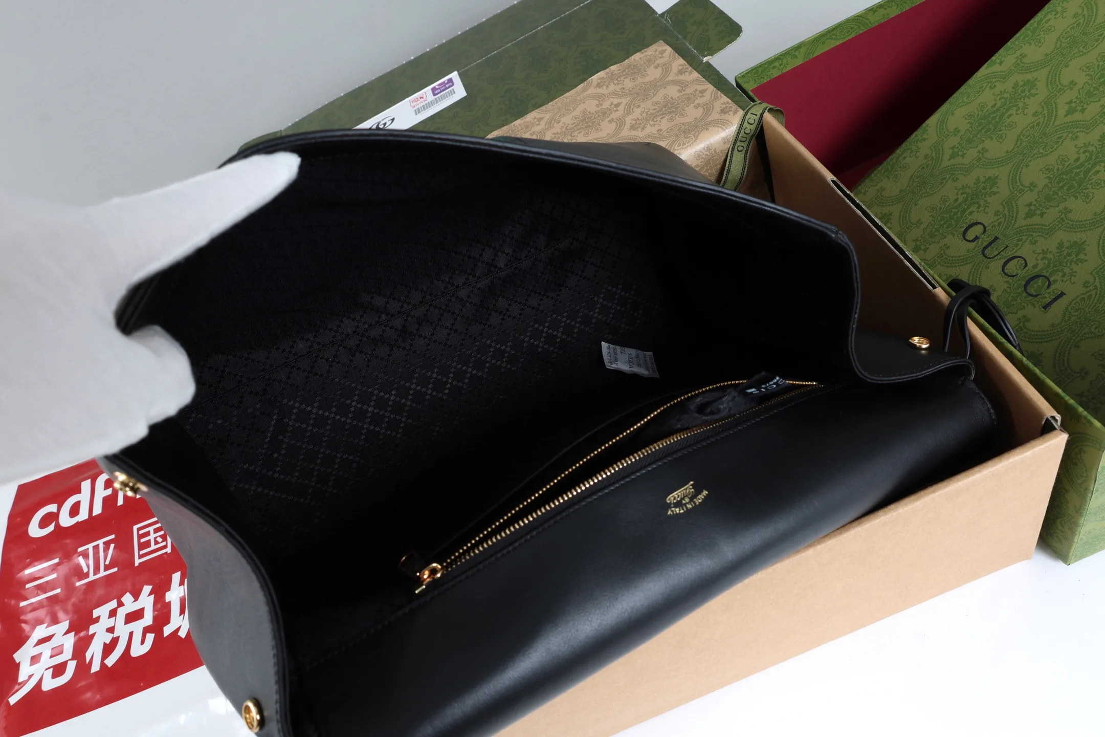 Women's Classic Handbags GUCCI 18250588