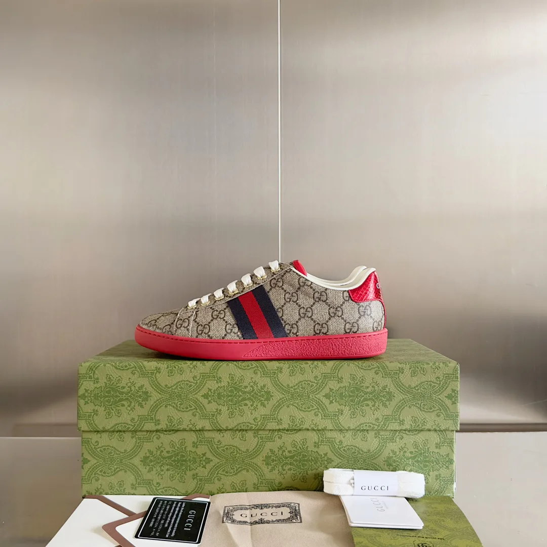 Women's Sneakers GUCCI 17620401