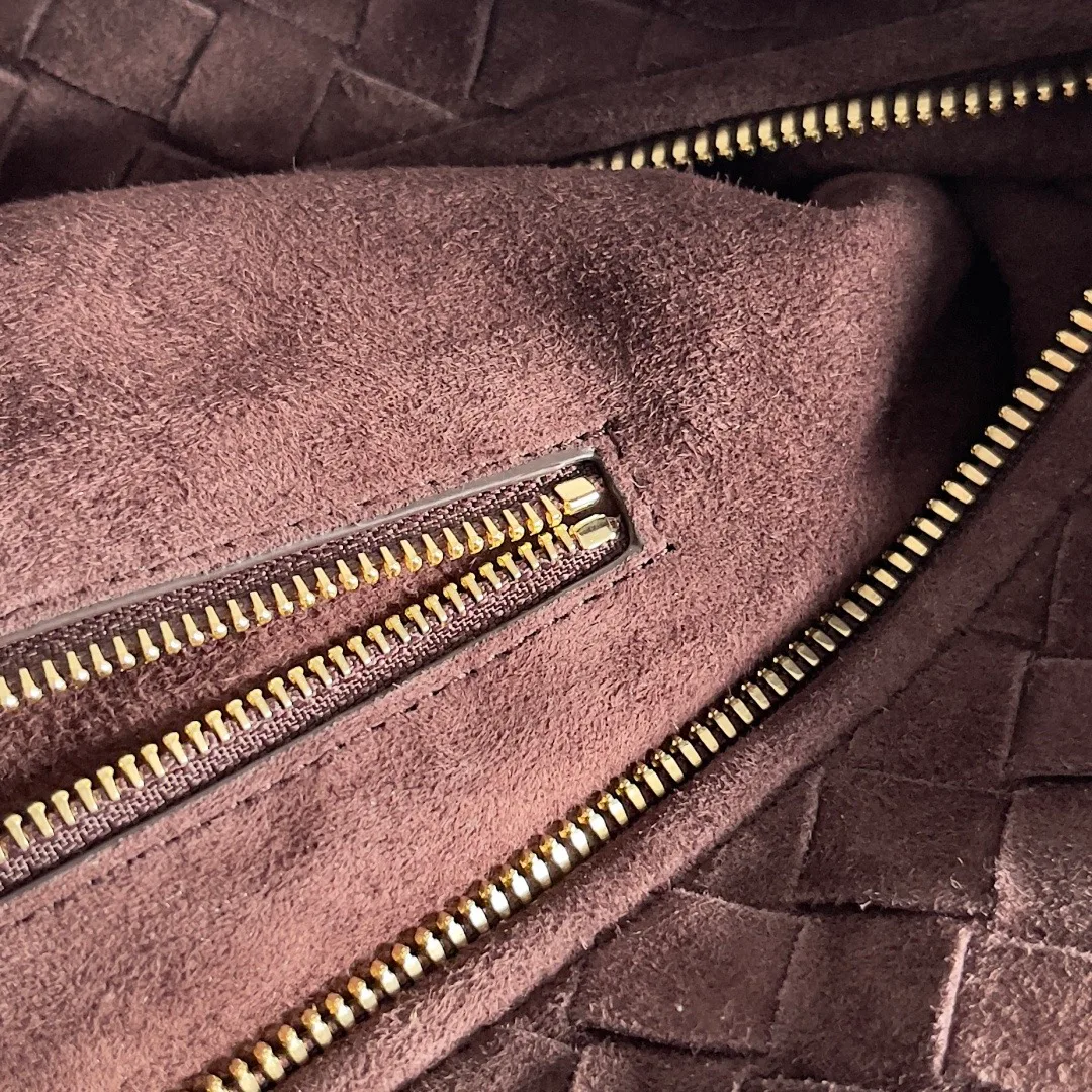 Women's Classic Handbags BOTTEGA VENETA 17972689