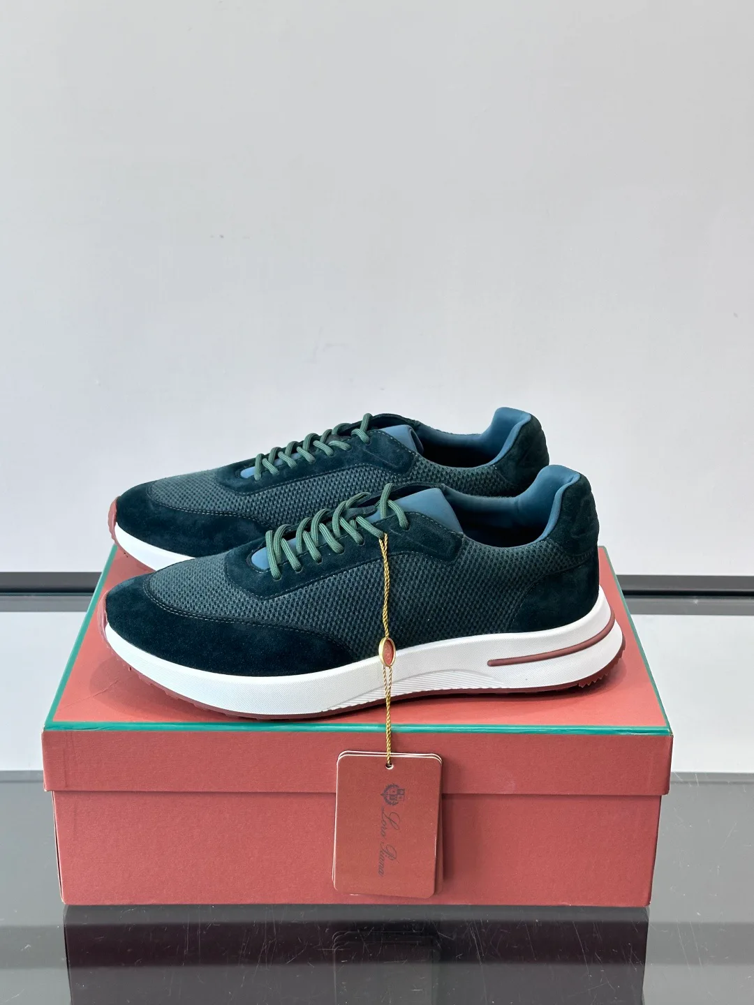 Men's Sneakers LORO PIANA 17730622