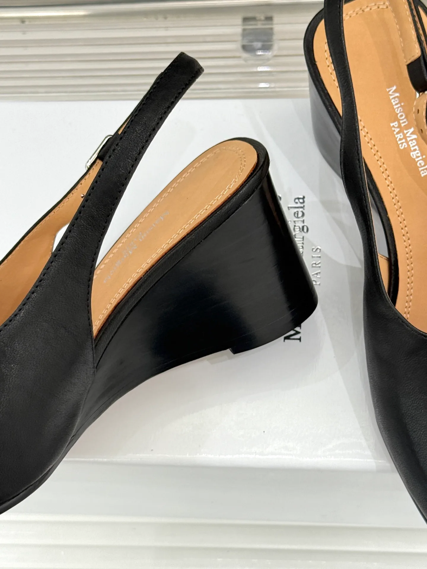 Women's Open-Toe Sandals MAISON MARGIELA 17646516