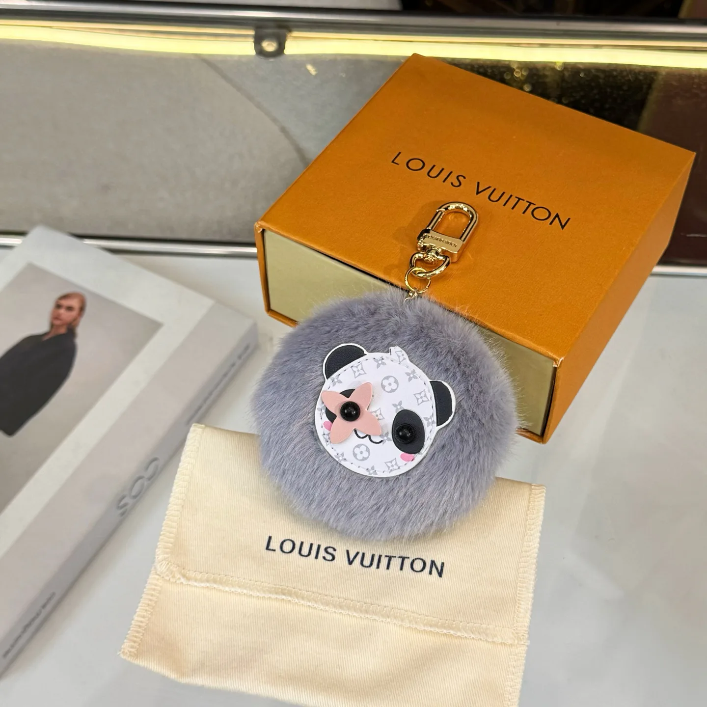 Key Cases LOUIS VUITTON 18013786