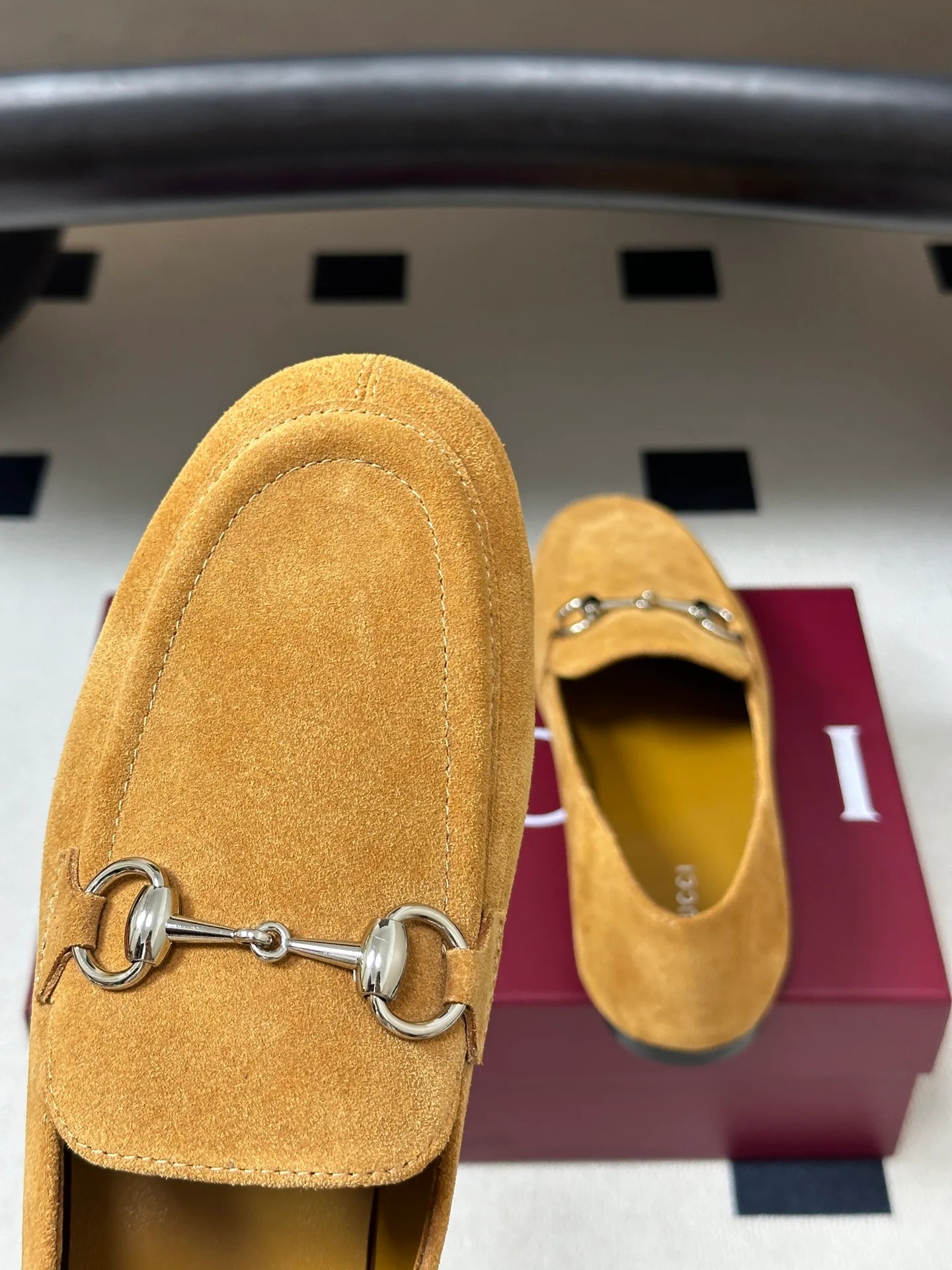 Women's Loafers And Moccasins GUCCI 18049750