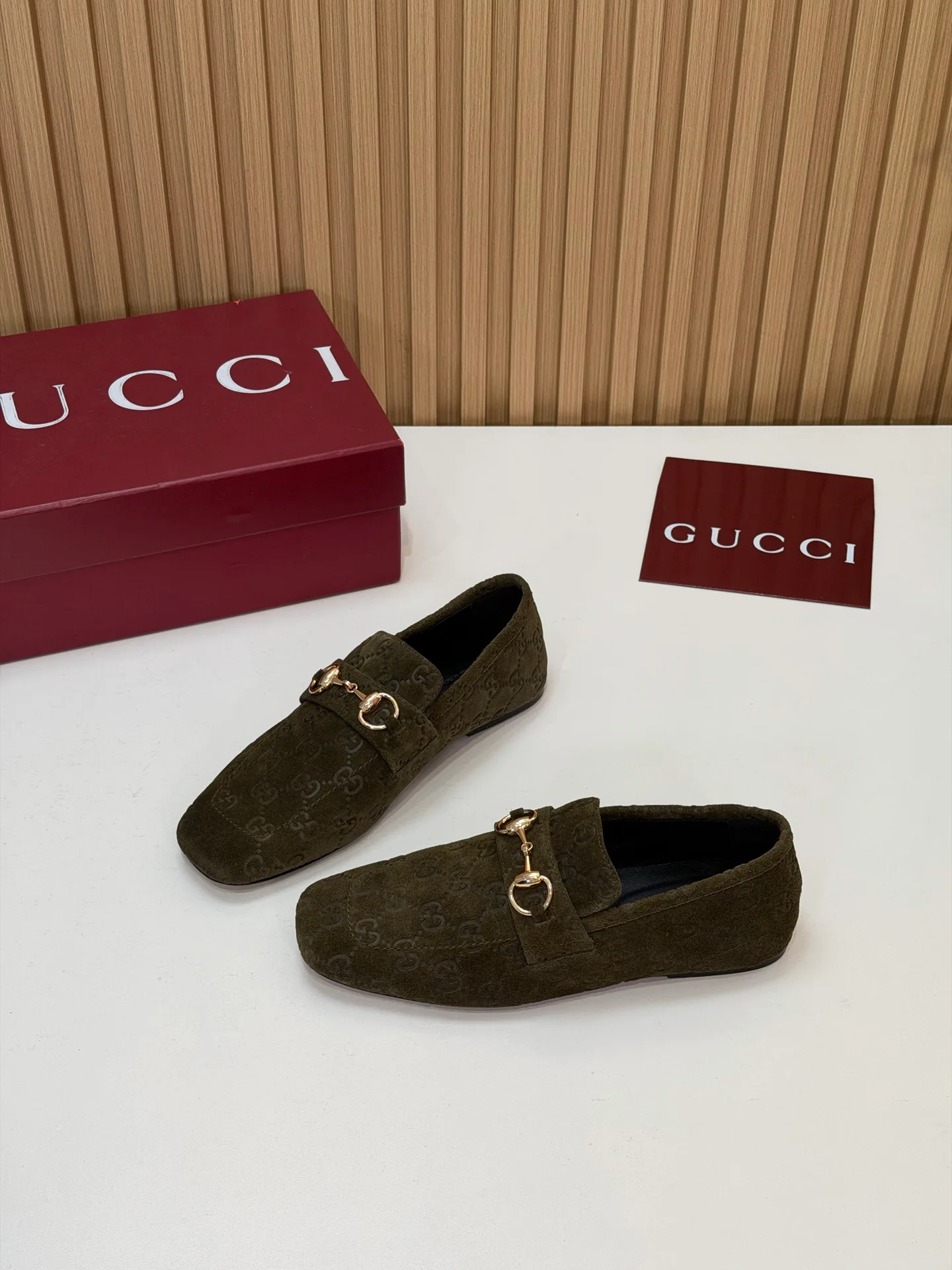 Women's Loafers And Moccasins GUCCI 18083809