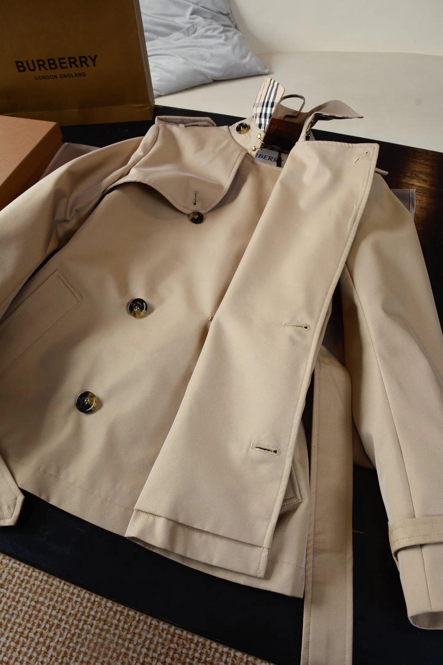 Women's Trench Coats BURBERRY 18512893