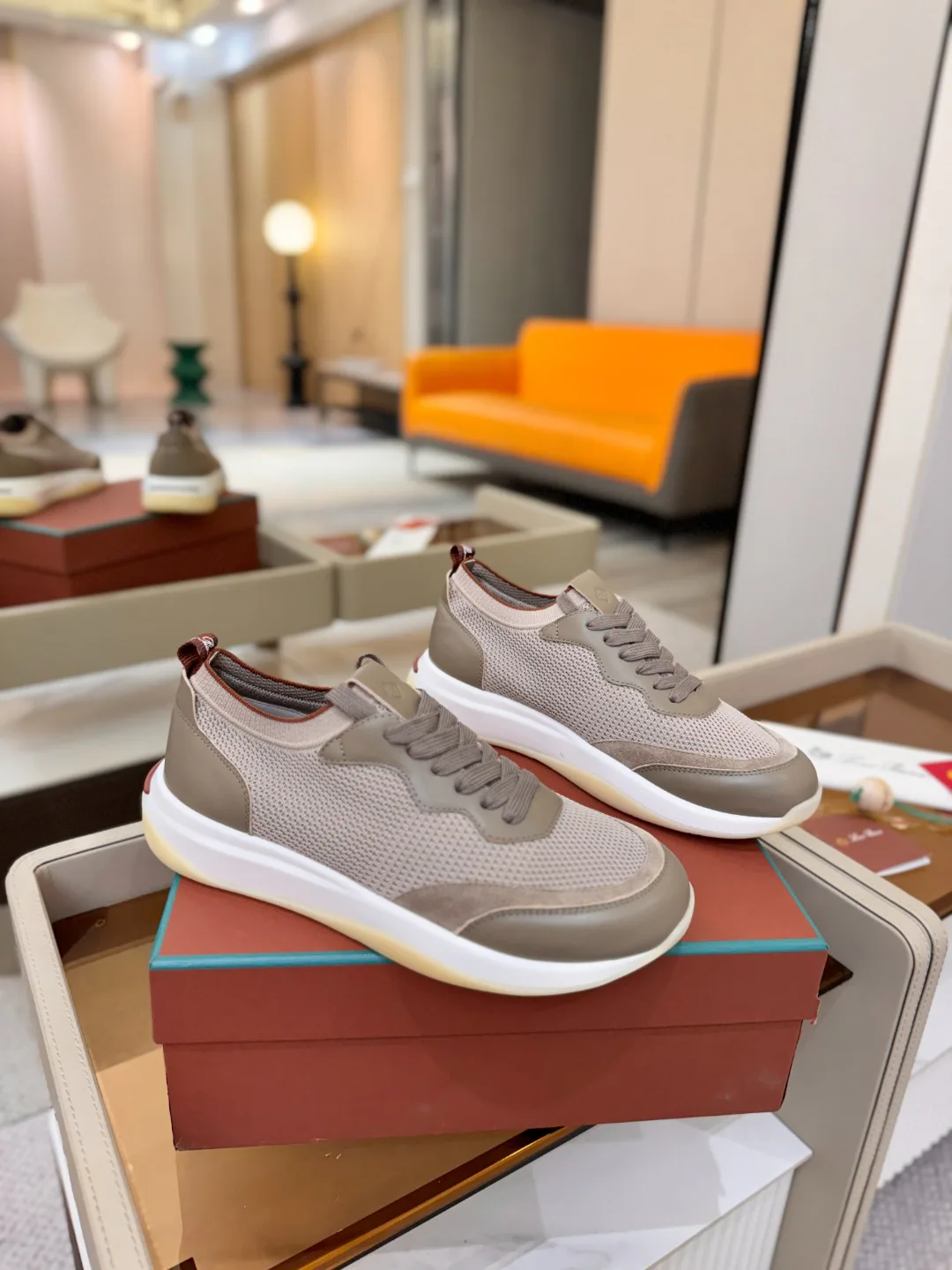 Men's Sneakers LORO PIANA 18039627