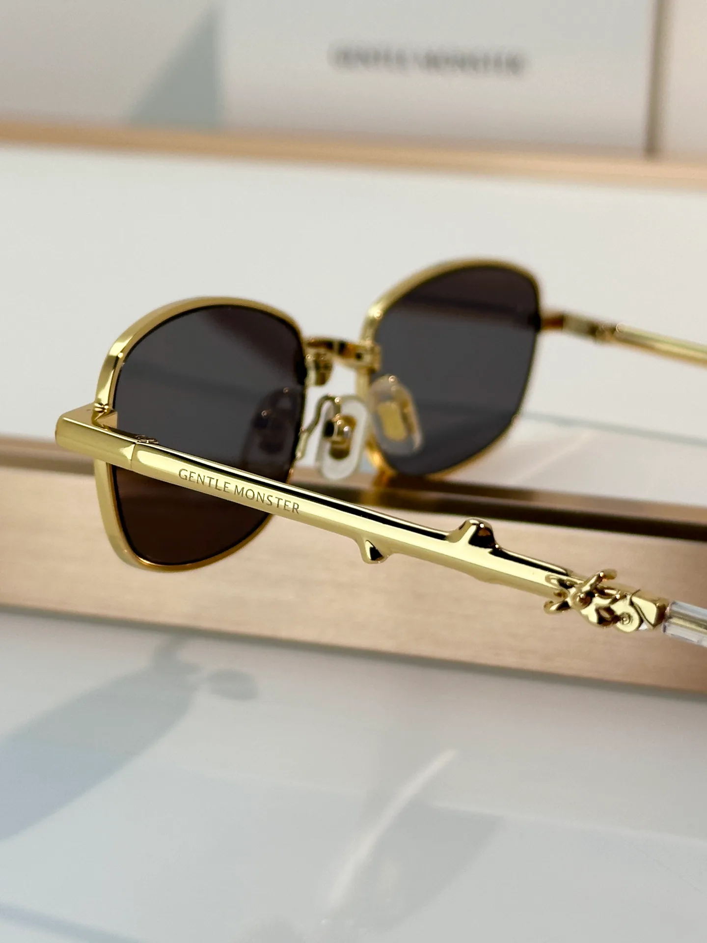 Glasses GENTLE MONSTER 18345158