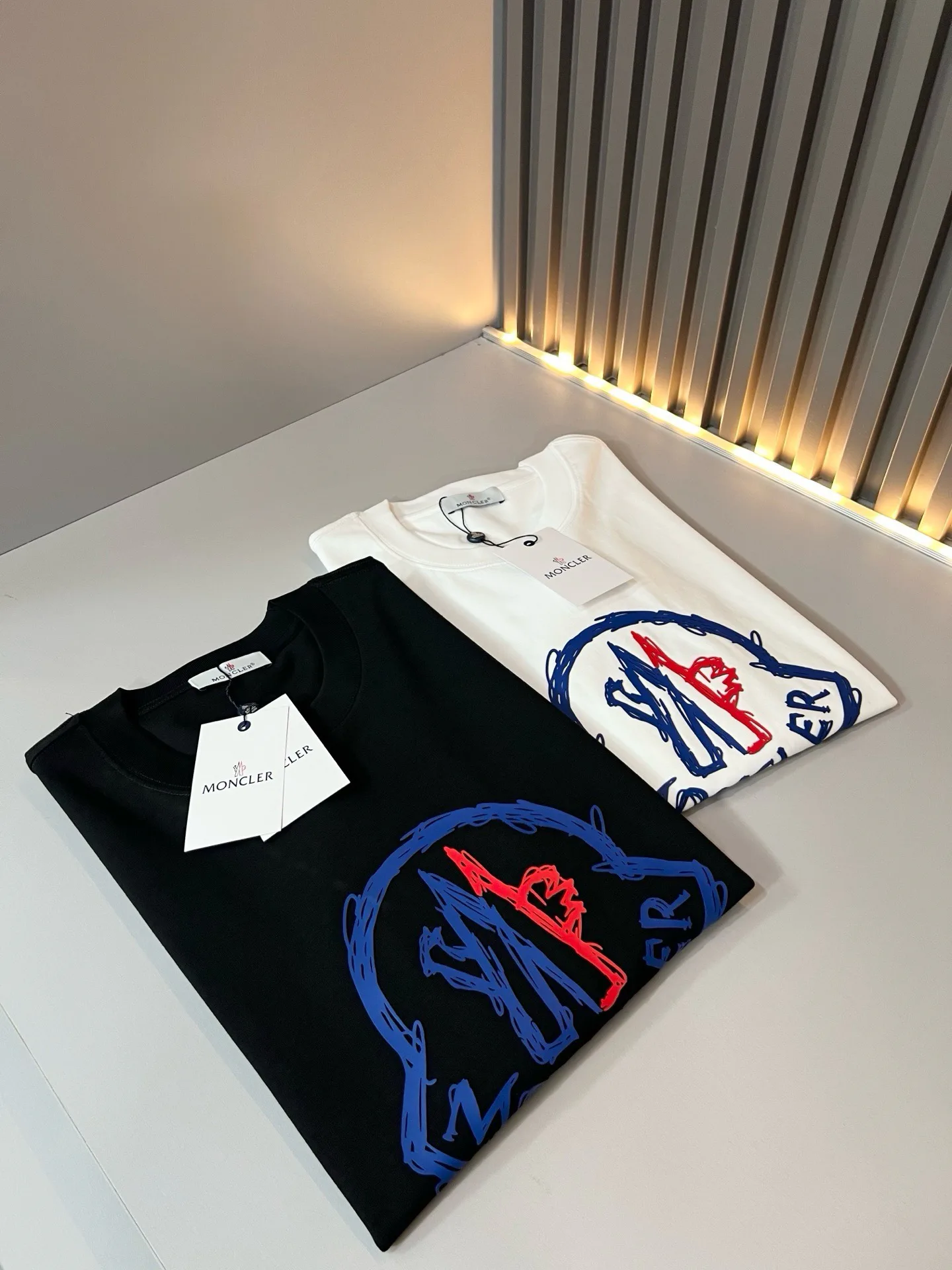 Men's T-Shirts MONCLER 18395763