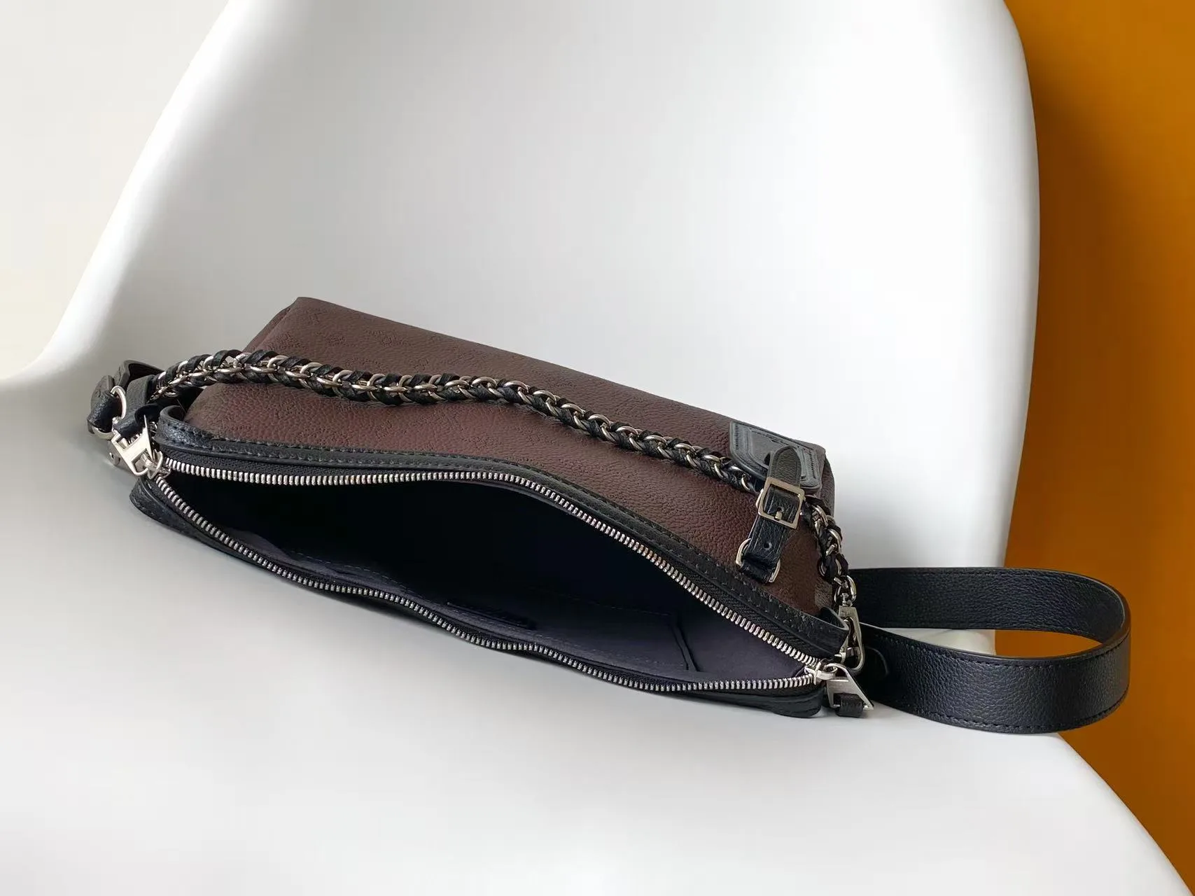 Классические Сумки Женские Louis Vuitton 18560502