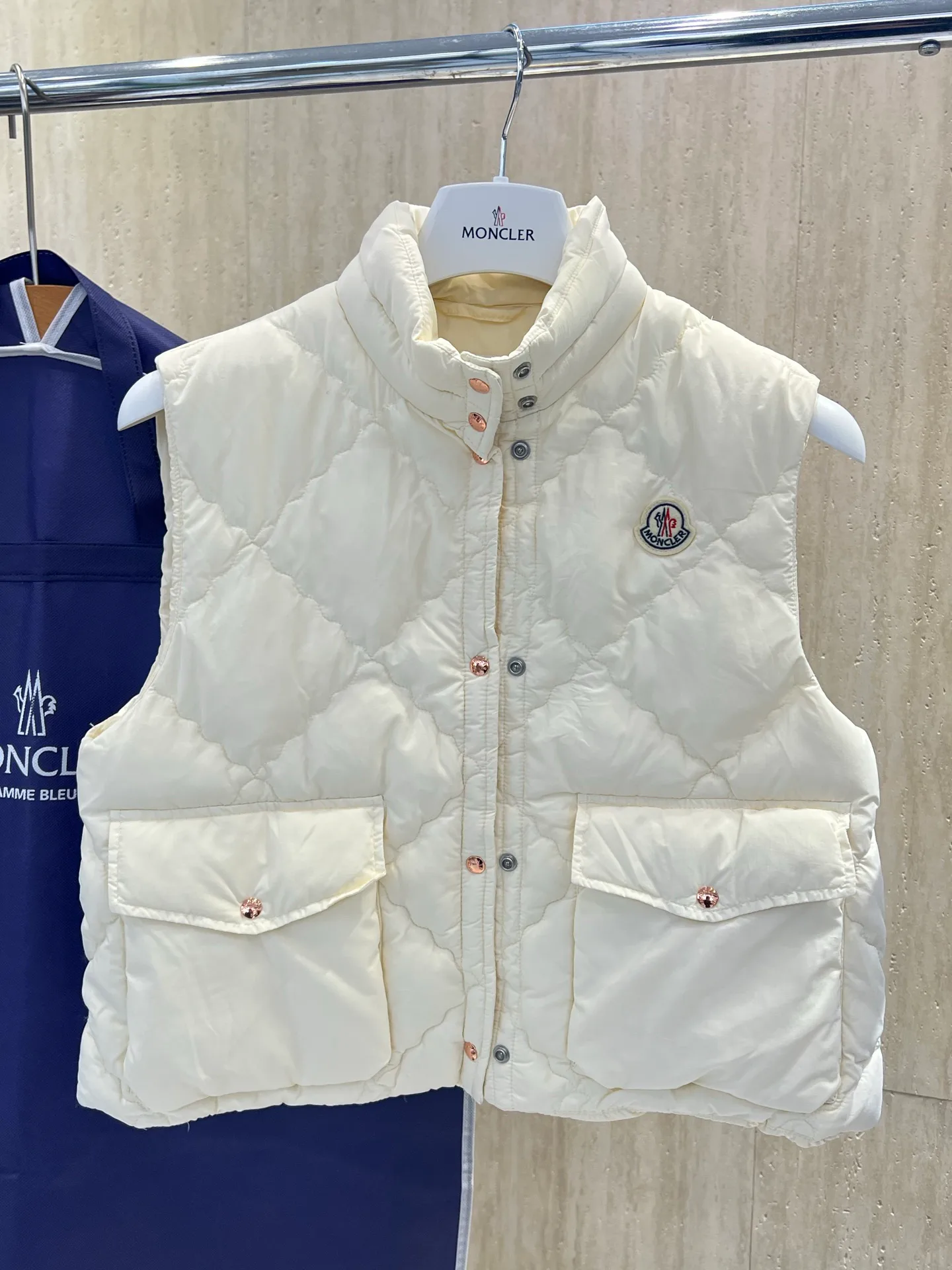 Men's Vests MONCLER 18330485