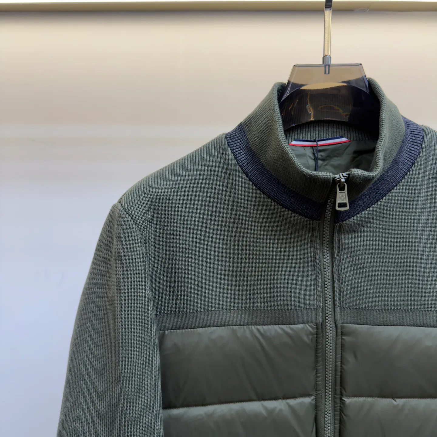 Men's Jackets And Down Jackets MONCLER 18048019