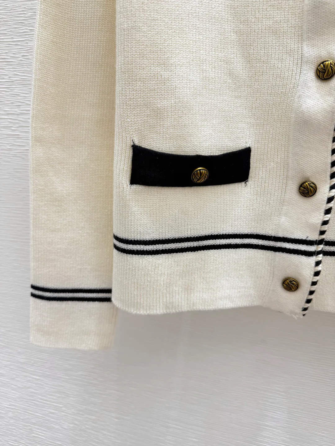 Women's Jumpers And Sweaters CHANEL 18028836
