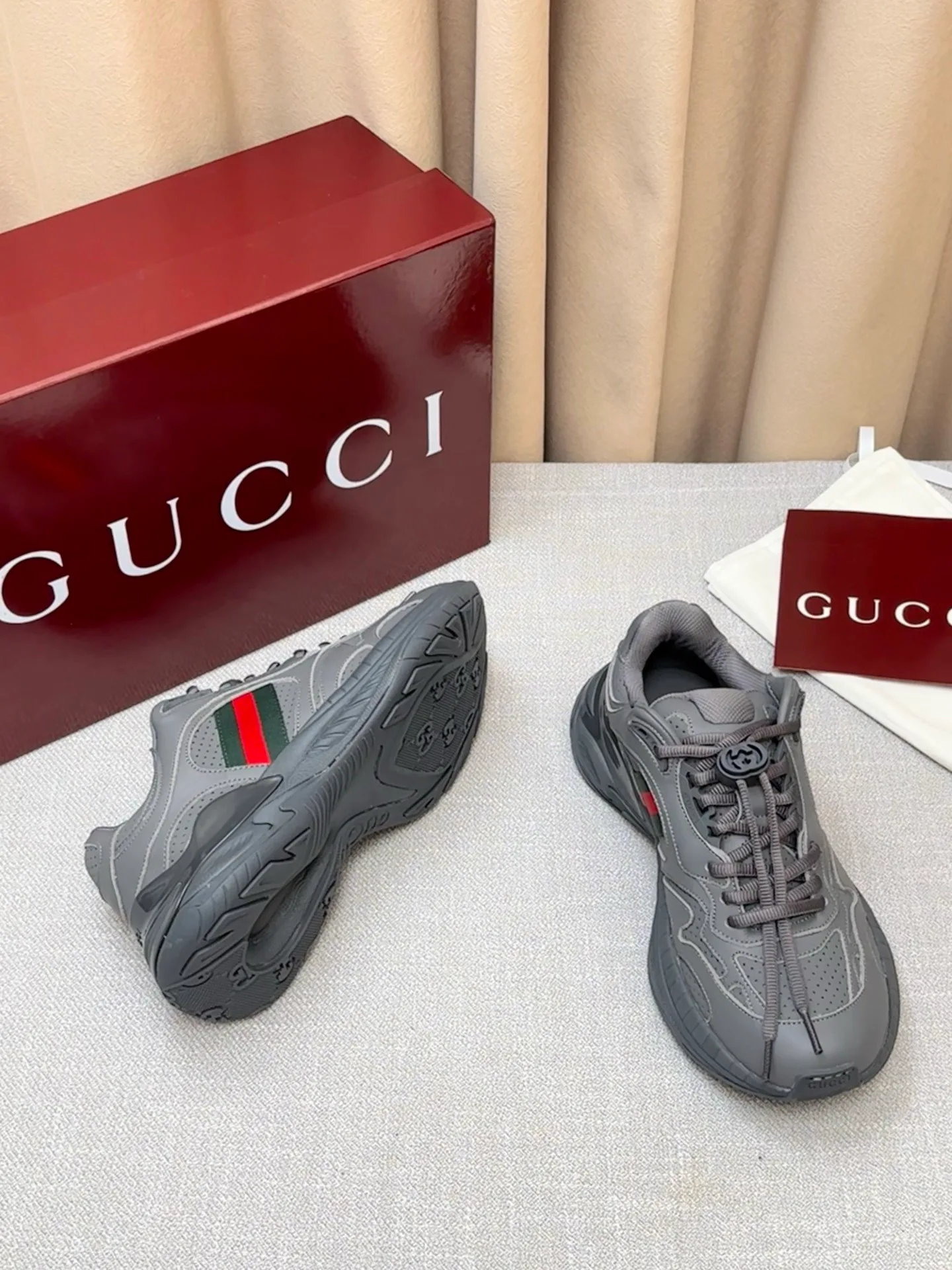 Men's Sneakers GUCCI 17620474