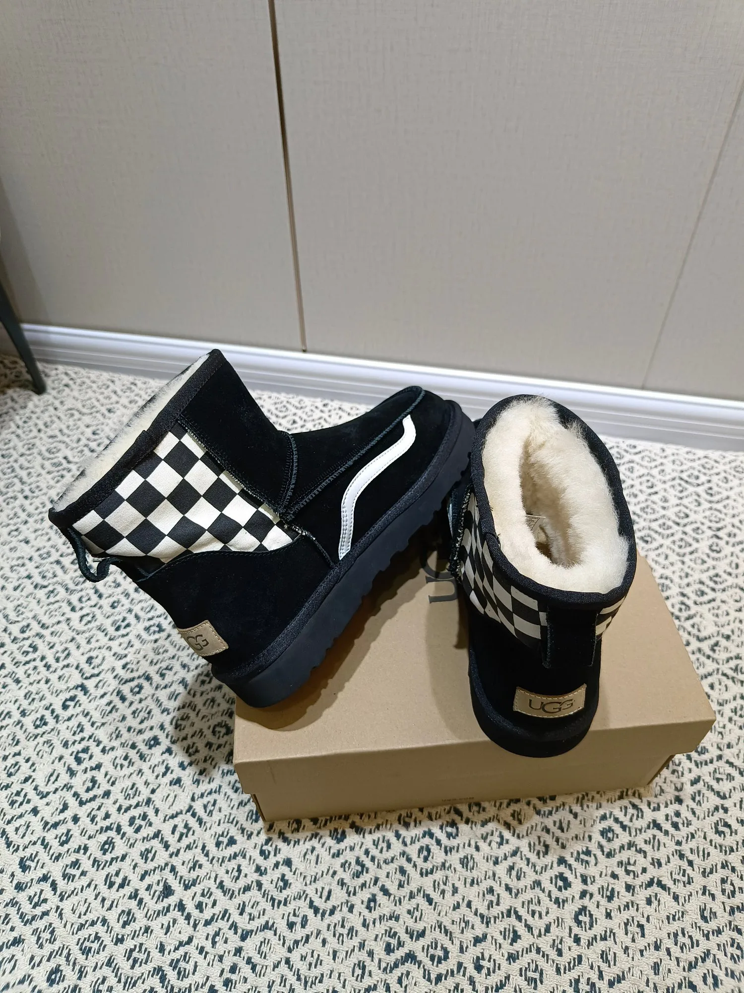 Women's Ugg Boots UGG 17997442