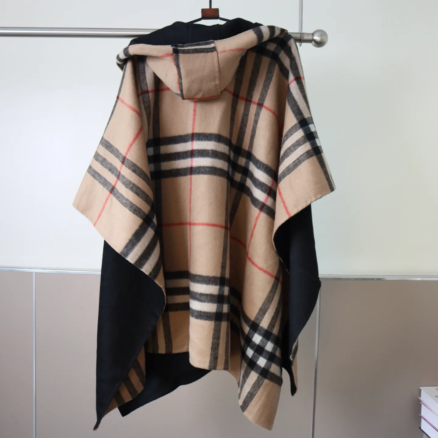Women's Coats BURBERRY 18003149