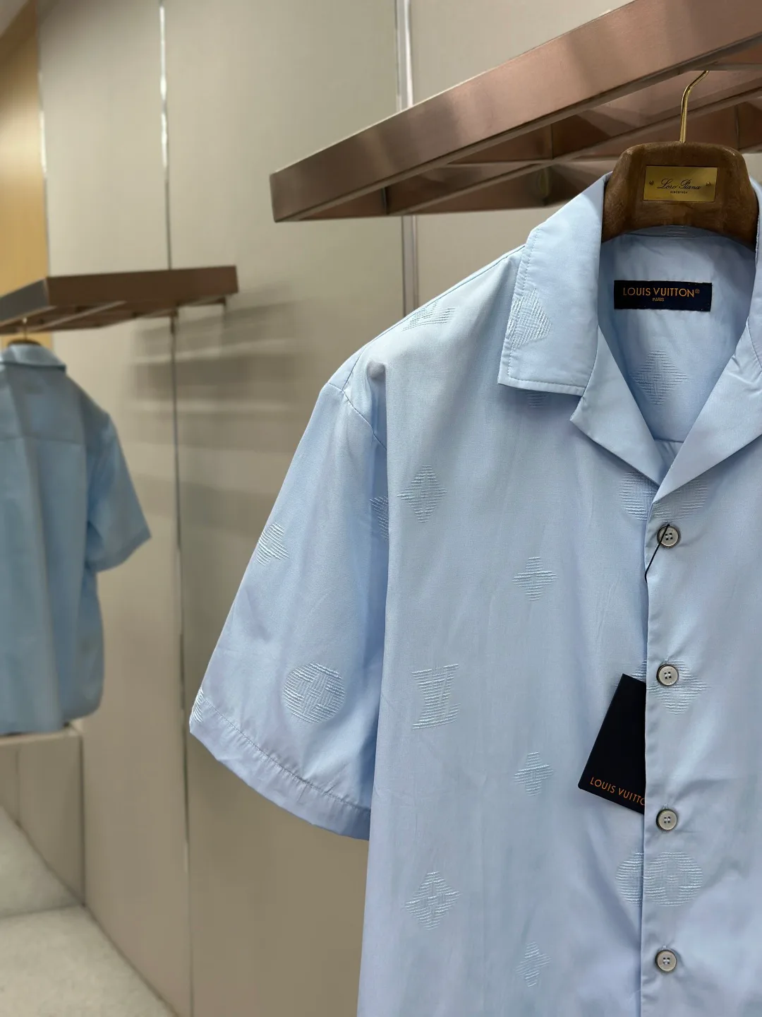 Men's Shirts LOUIS VUITTON 18109800