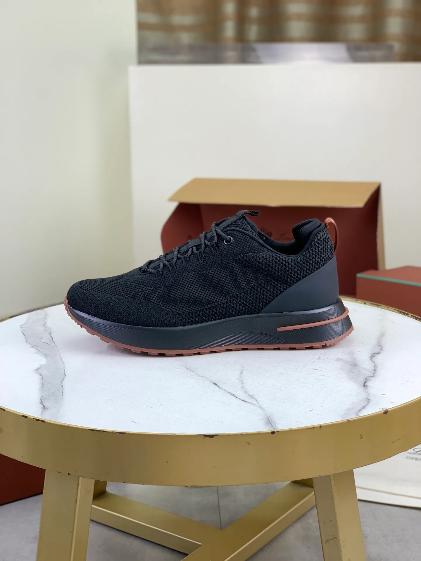 Men's Sneakers LORO PIANA 18365201