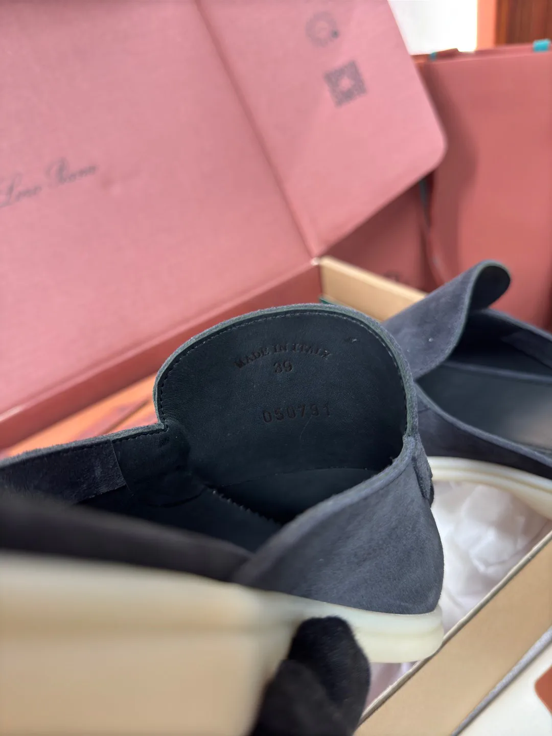 Men's Loafers And Dress Shoes LORO PIANA 18101799