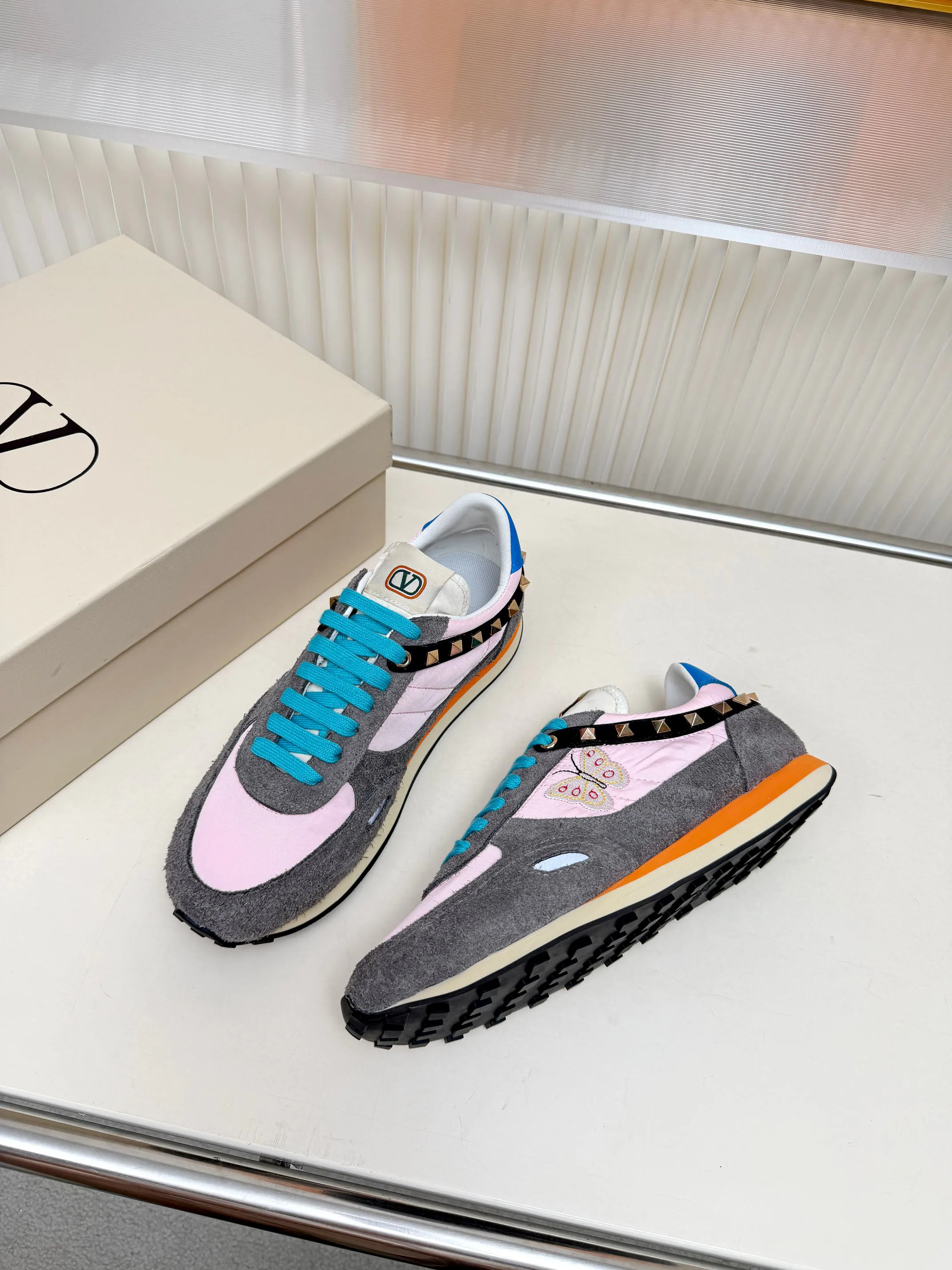 Women's Sneakers VALENTINO 18212007