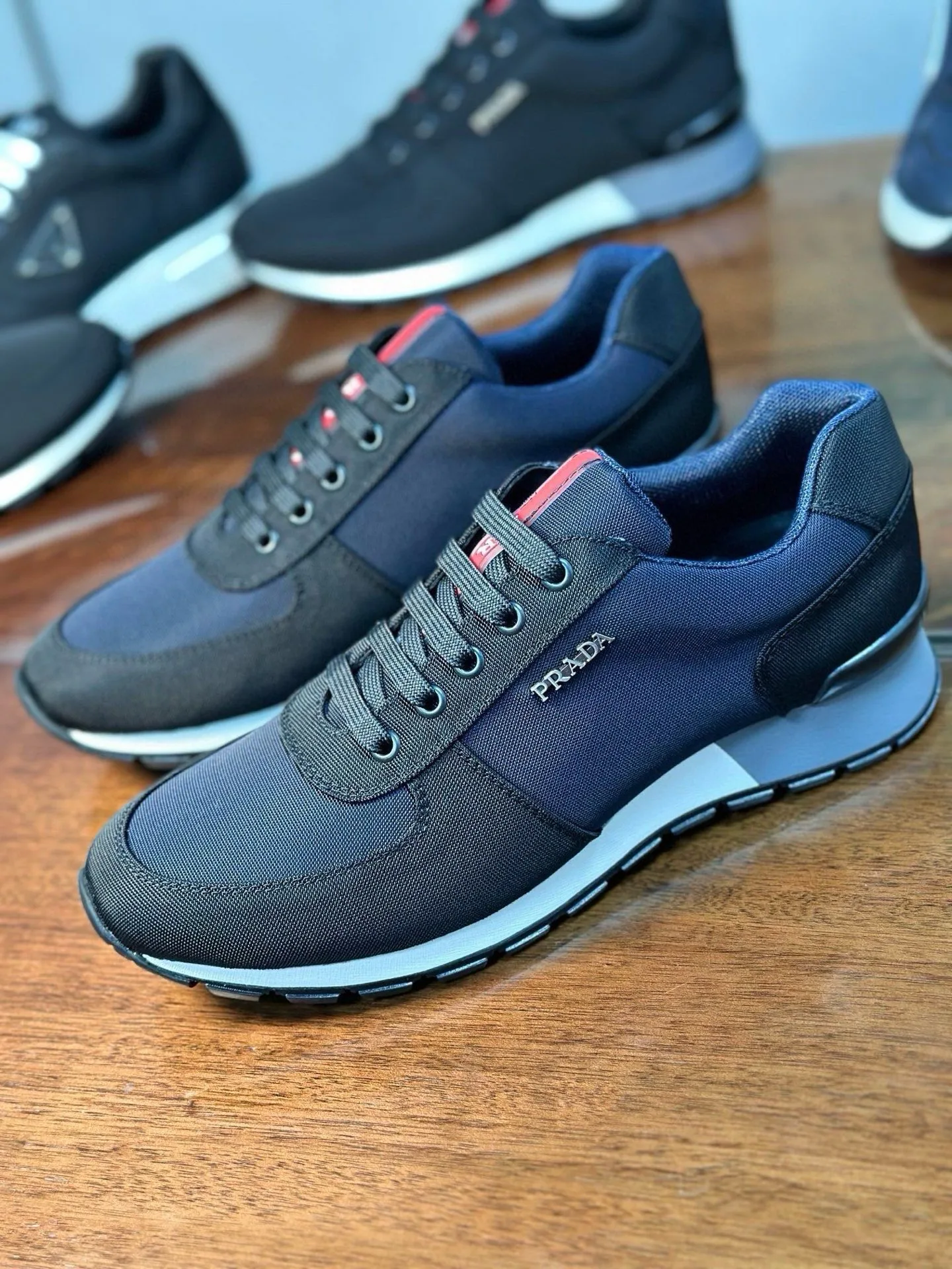 Women's Sneakers PRADA 17851277
