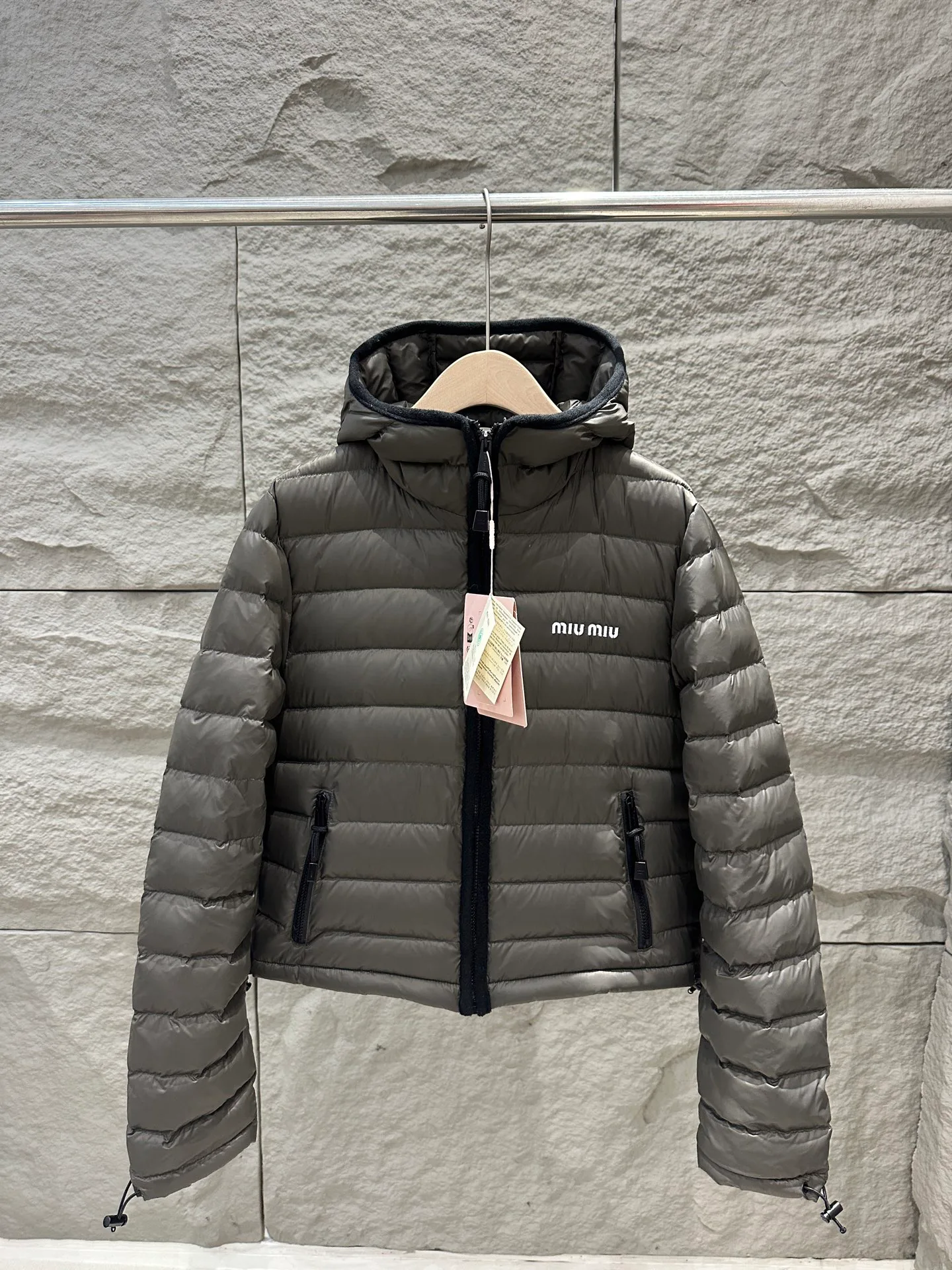 Women's Jackets And Down Jackets MIU MIU 18017033