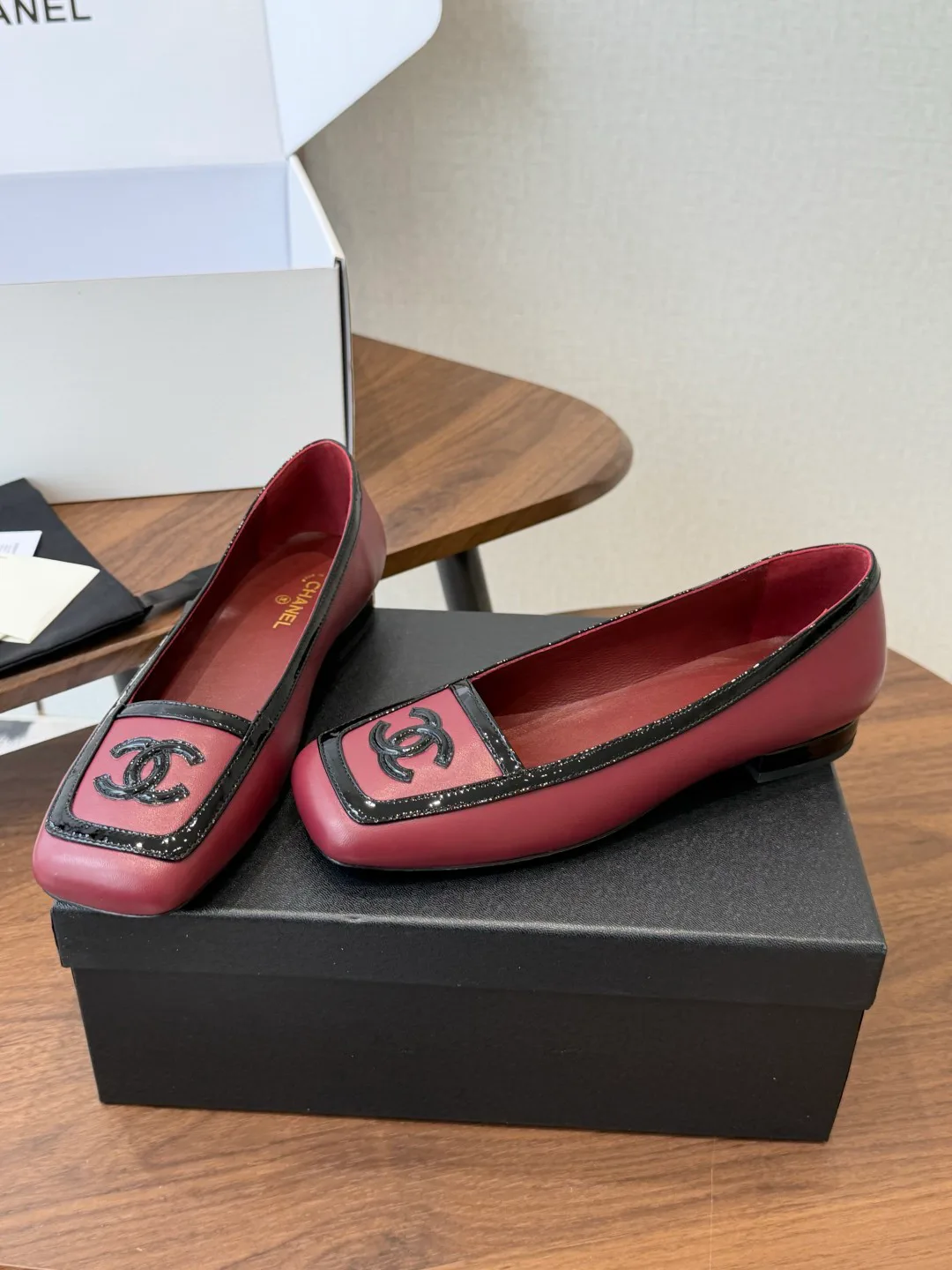 Women's Ballet Flats CHANEL 17708759