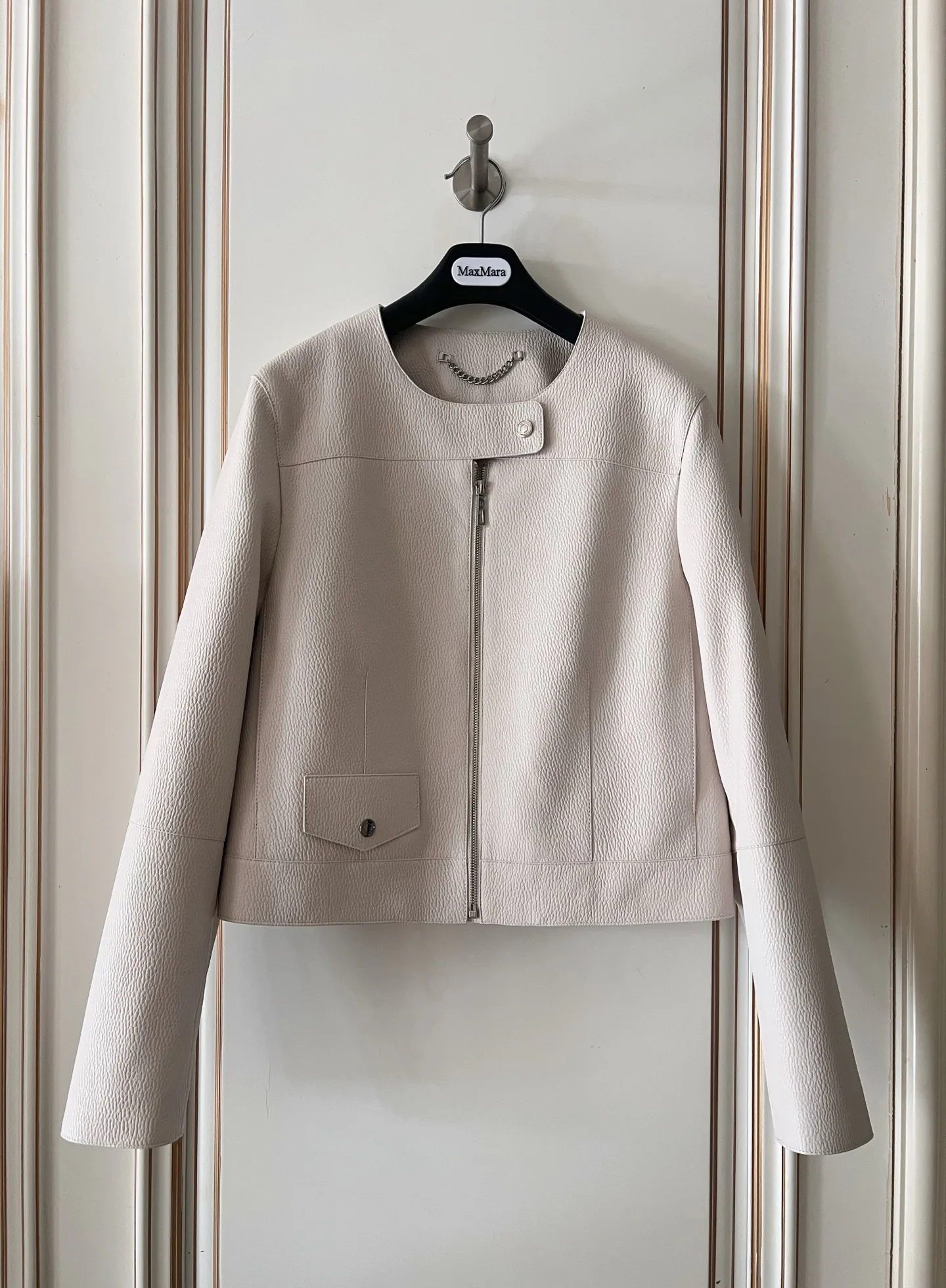 Women's Leather Jackets And Sheepskin Coats HERMES 17903747