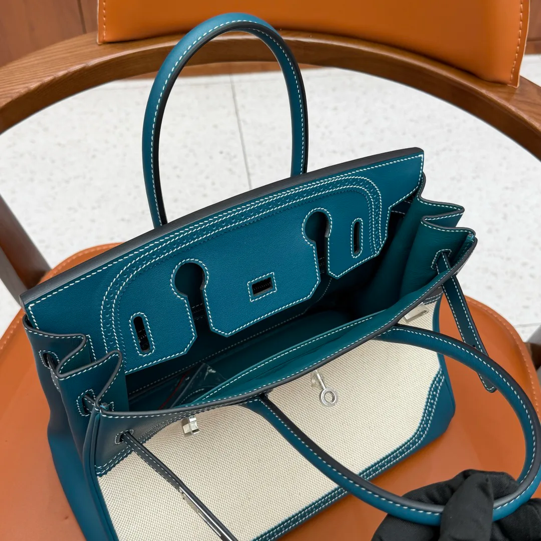 Women's Classic Handbags HERMES 17778482