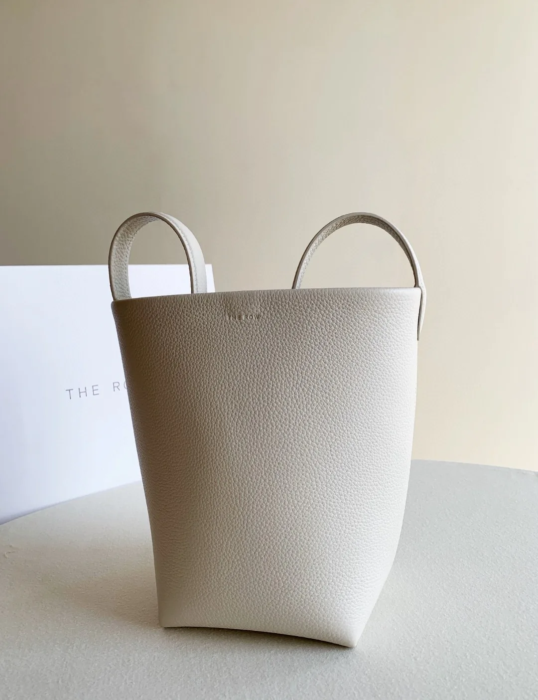 Women's Classic Handbags THE ROW 18070663