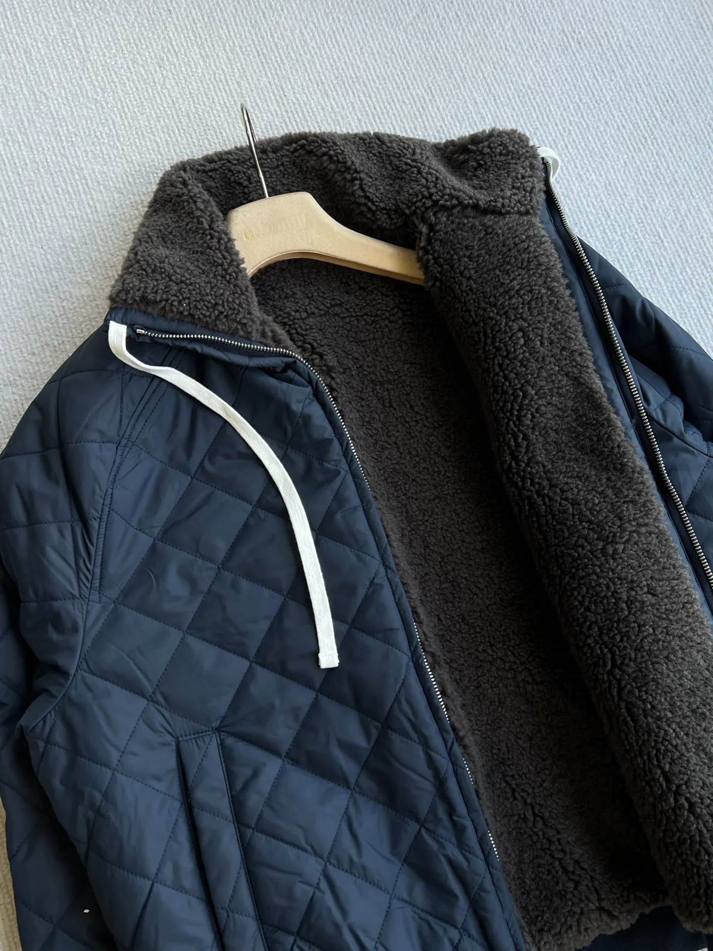 Women's Jackets And Down Jackets MIU MIU 18046821