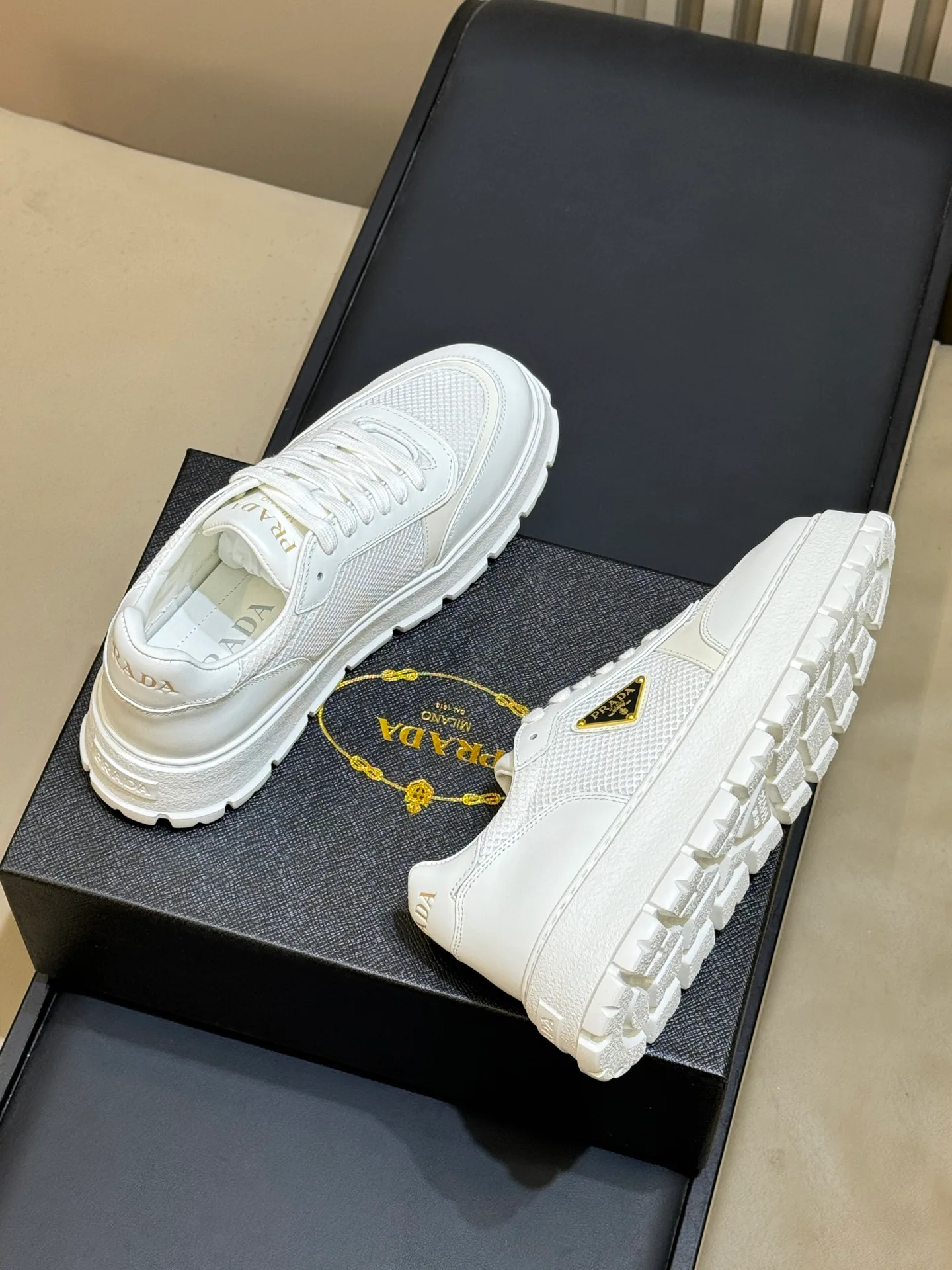 Men's Sneakers PRADA 17915325